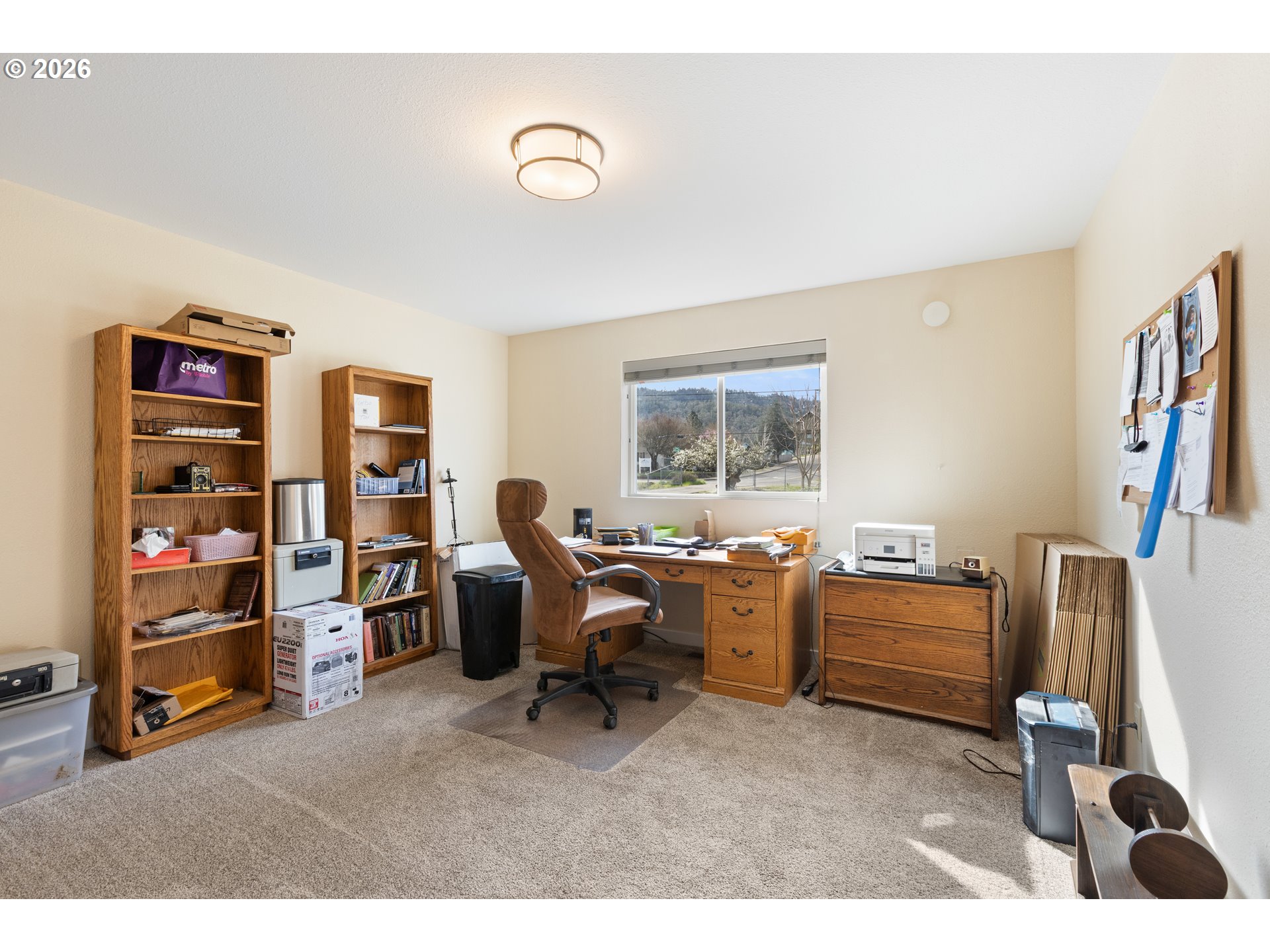 2164 SE DOUGLAS AVE, Roseburg, OR, 97470