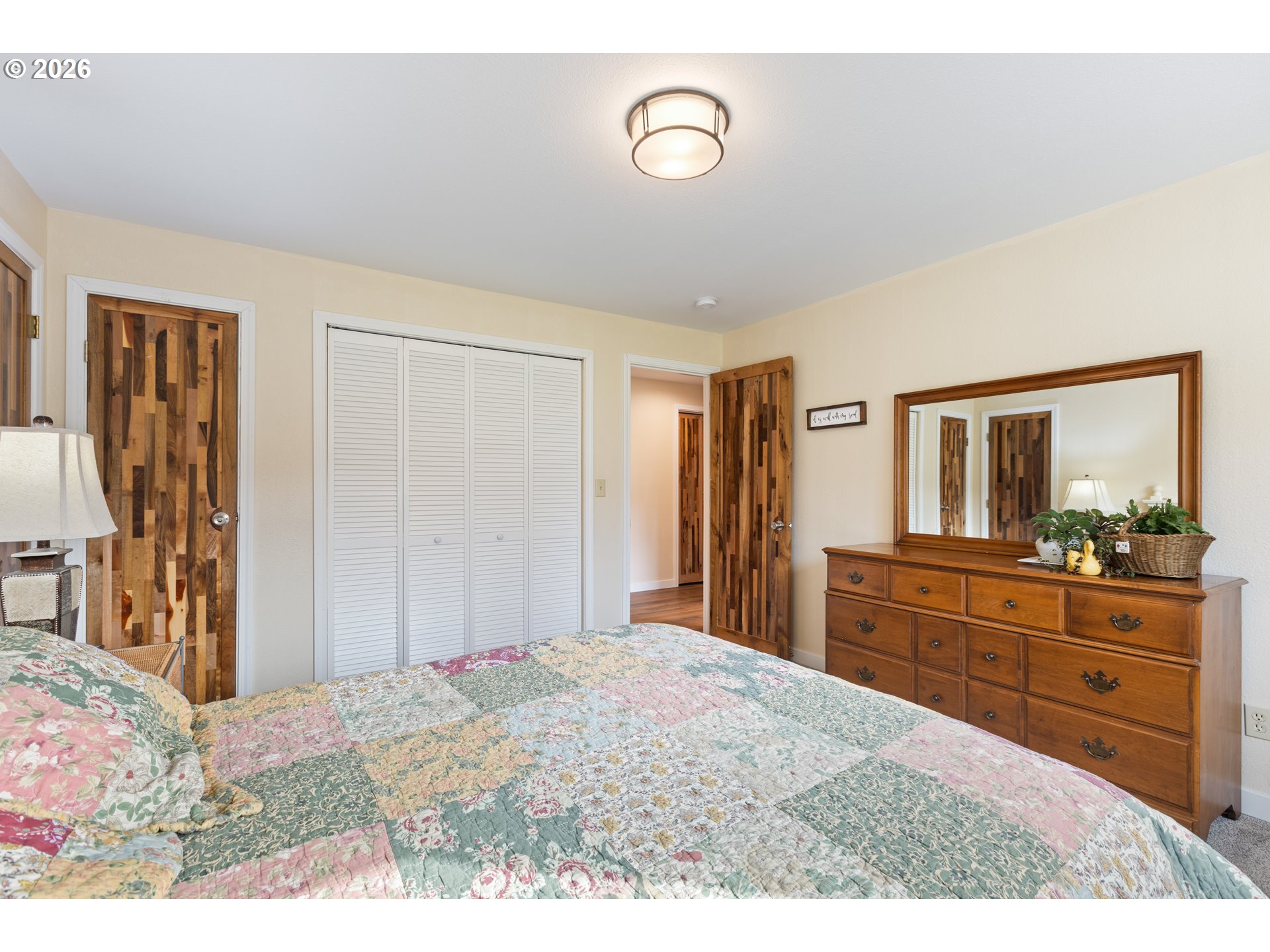 2164 SE DOUGLAS AVE, Roseburg, OR, 97470