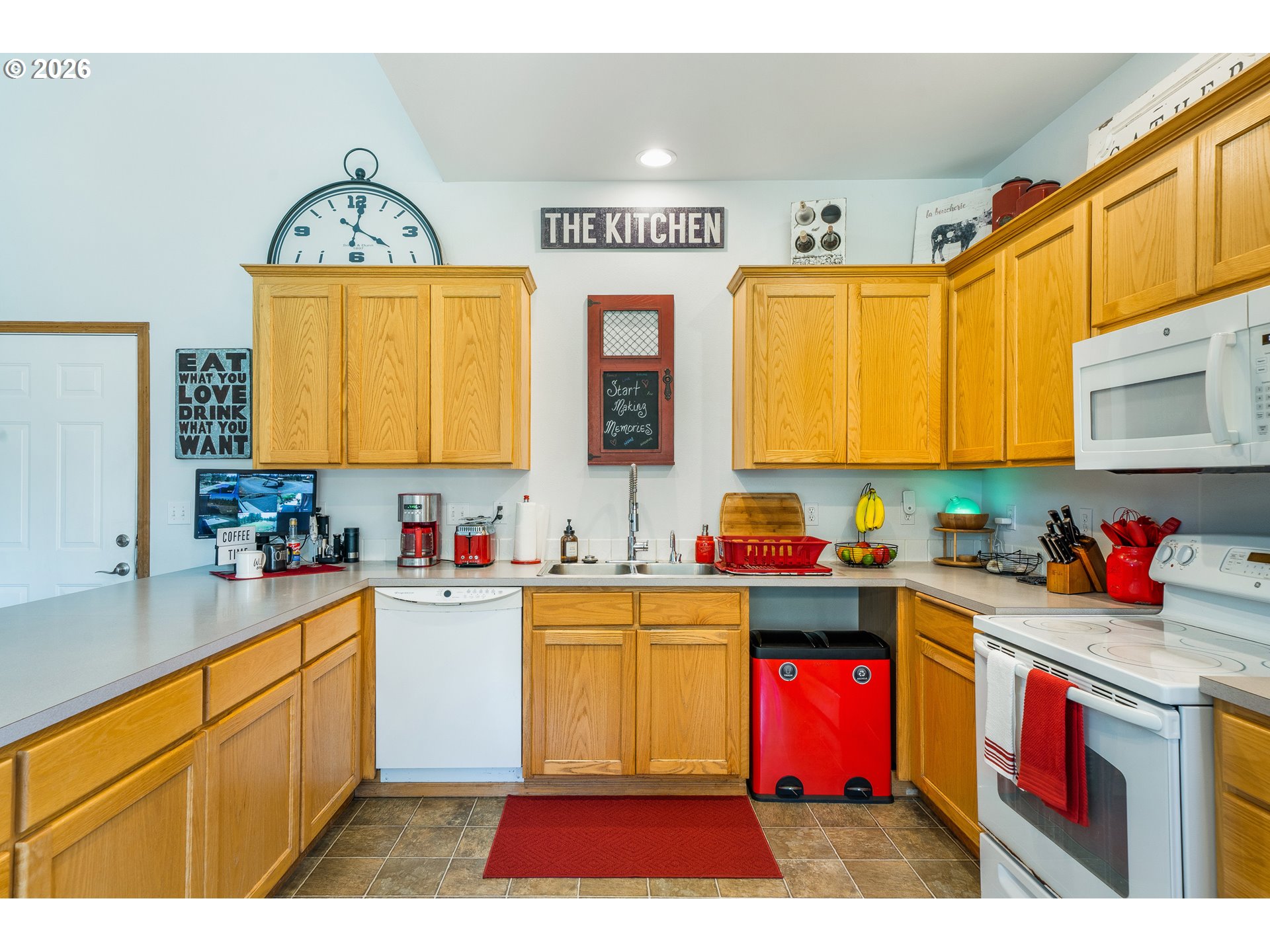 Property photo 15 of 36