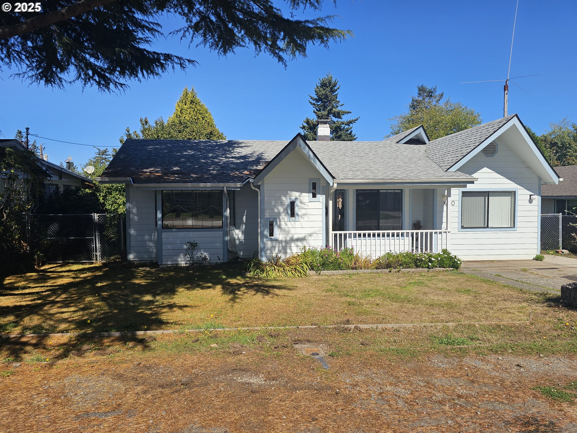 430 PINE ST, Brookings, OR, 97415
