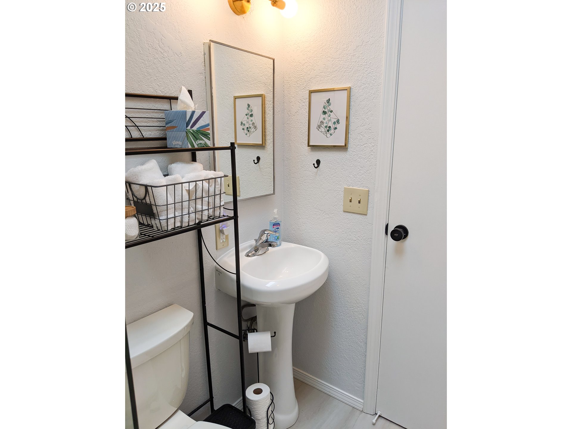 430 PINE ST, Brookings, OR, 97415