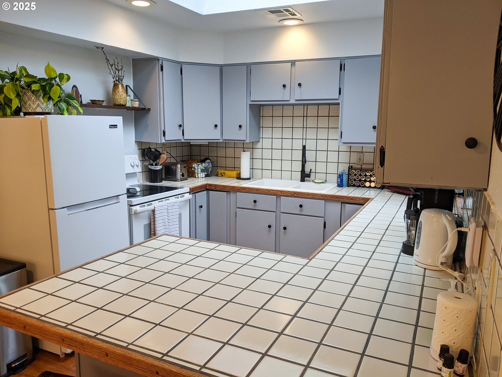 430 PINE ST, Brookings, OR, 97415