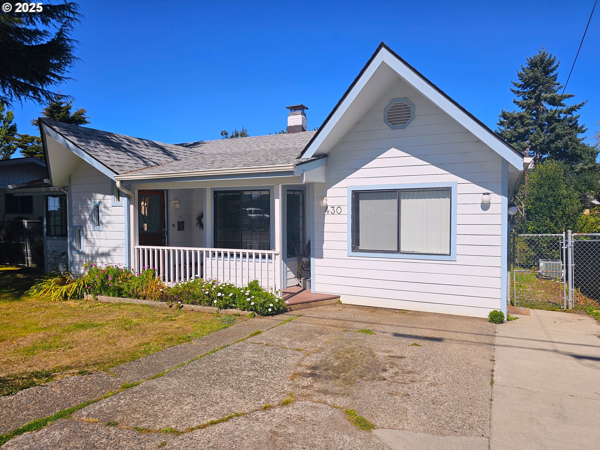 430 PINE ST, Brookings, OR, 97415