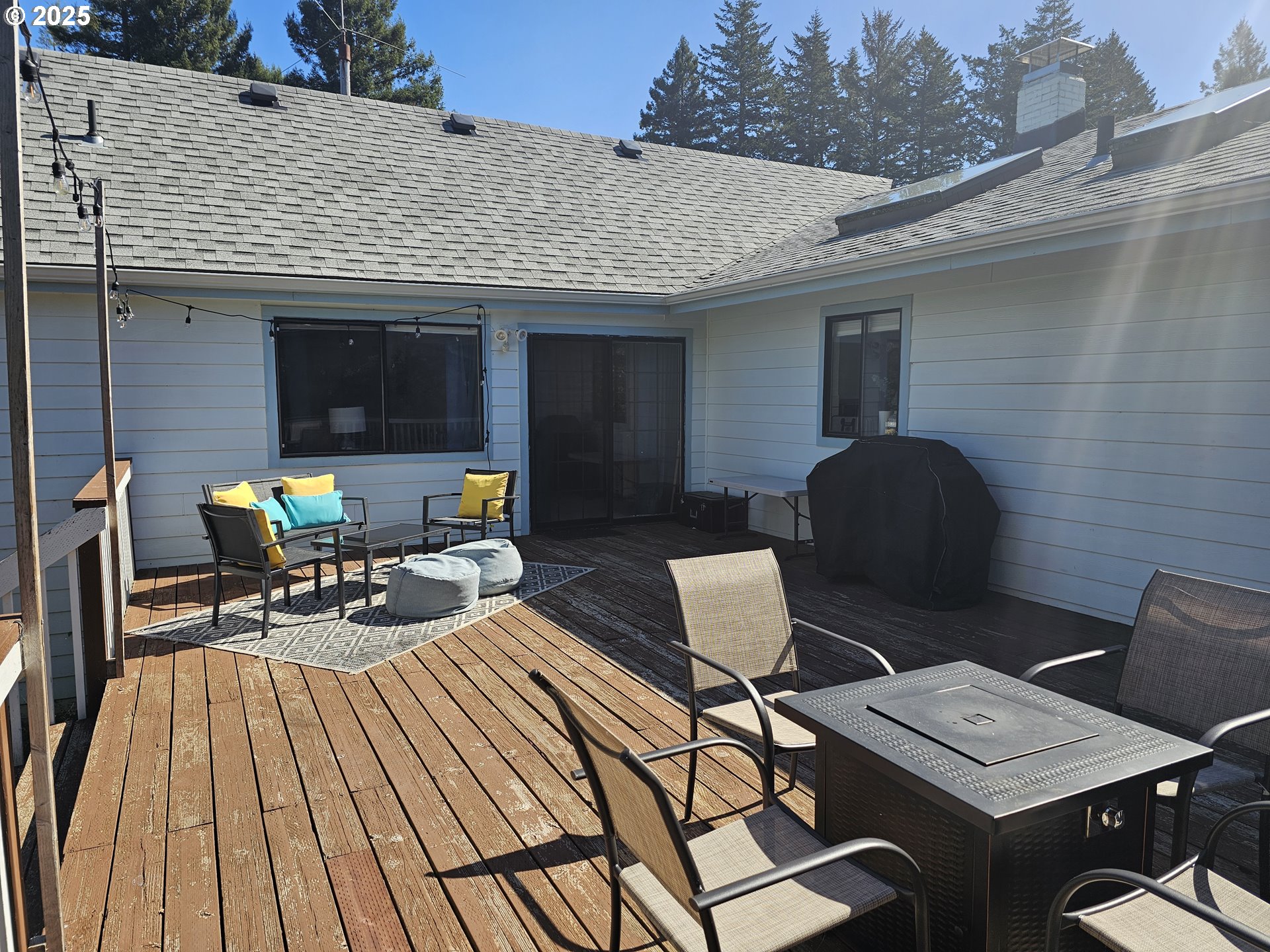 430 PINE ST, Brookings, OR, 97415