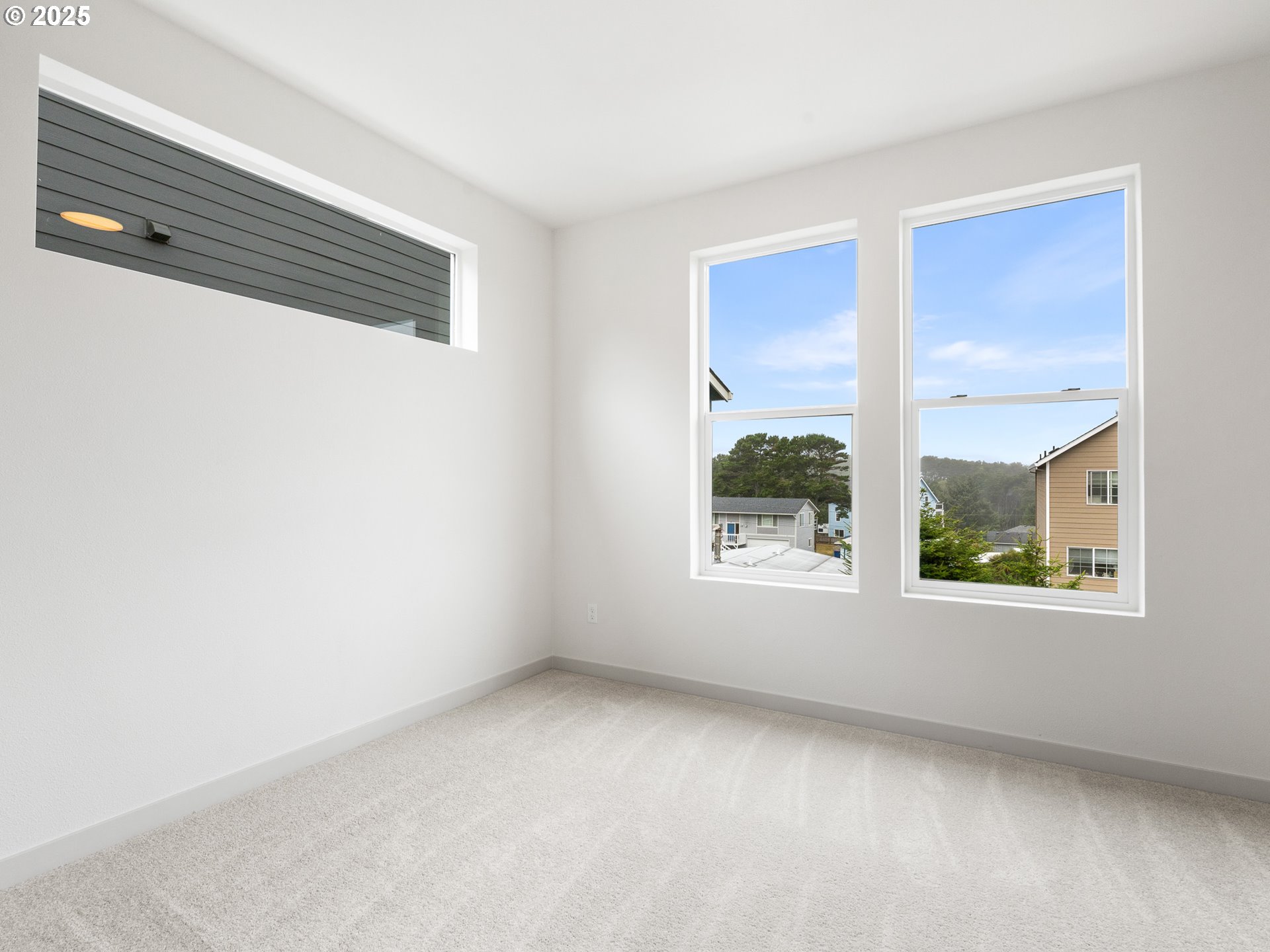 305 SE Jetty AVE, Lincoln City, OR, 97367