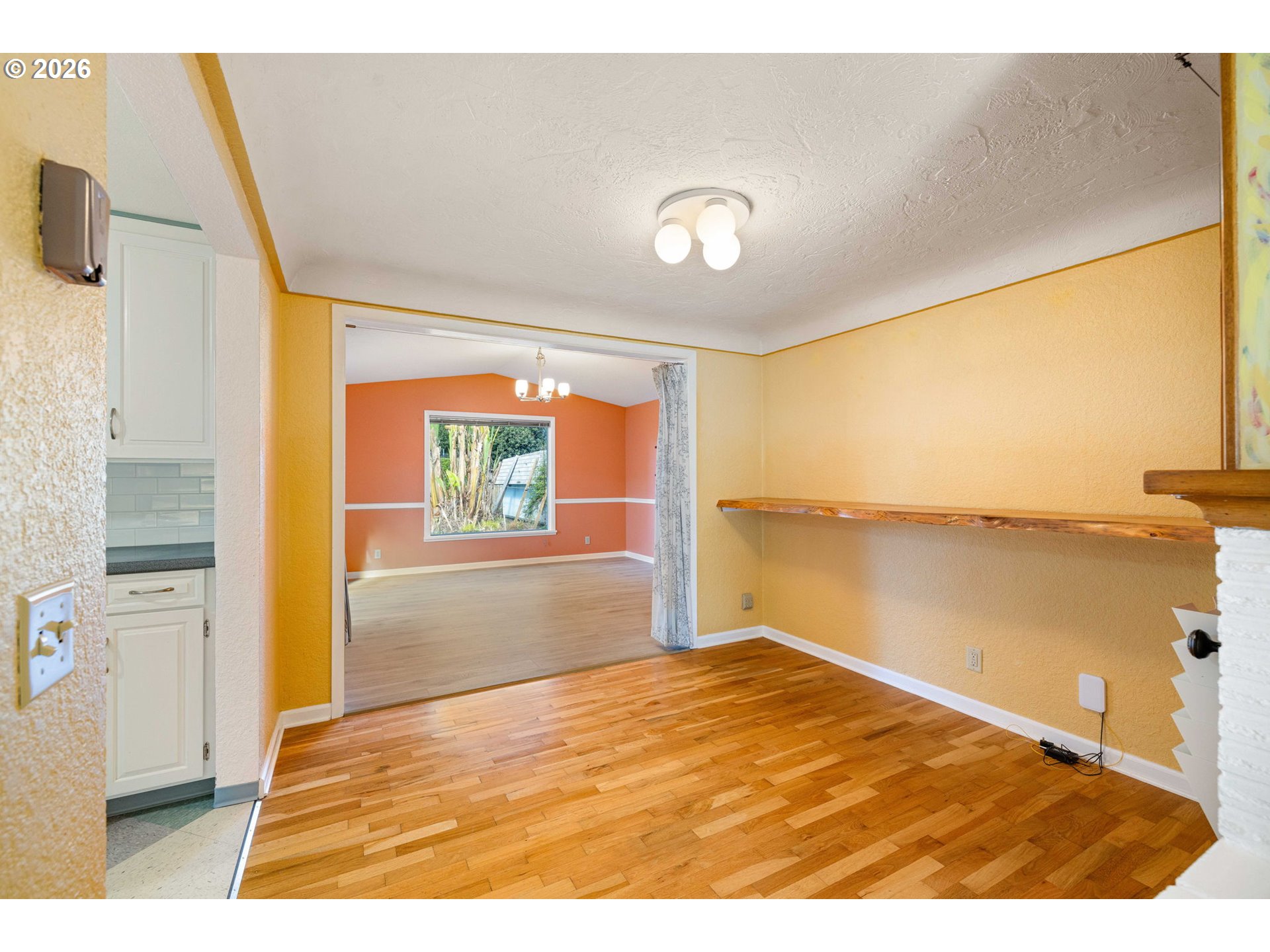 1666 EVERGREEN DR, Eugene, OR, 97404