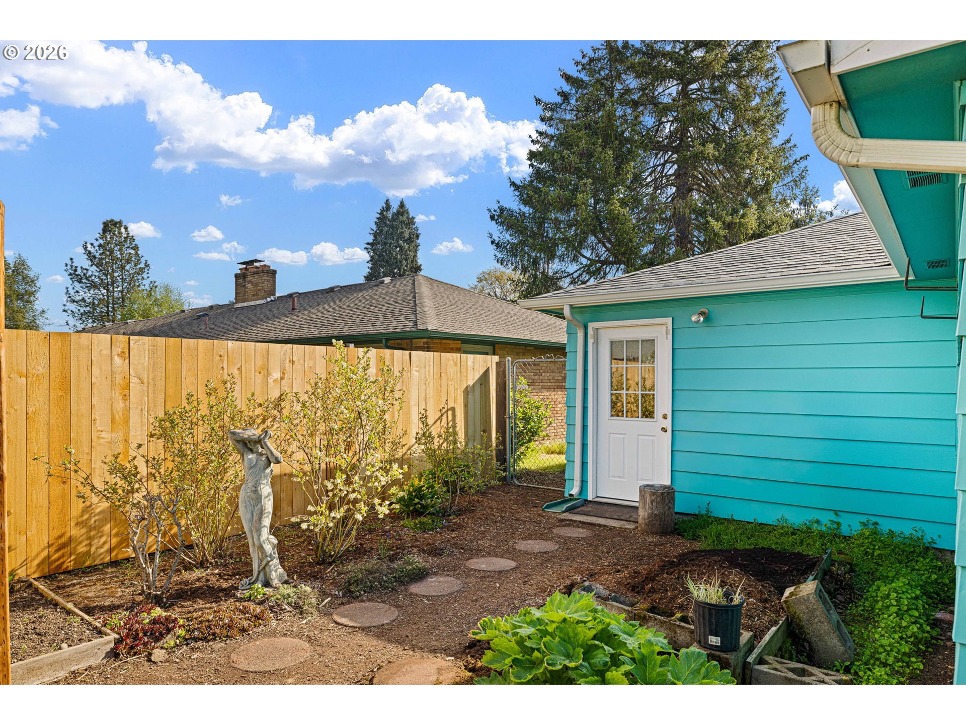 1666 EVERGREEN DR, Eugene, OR, 97404