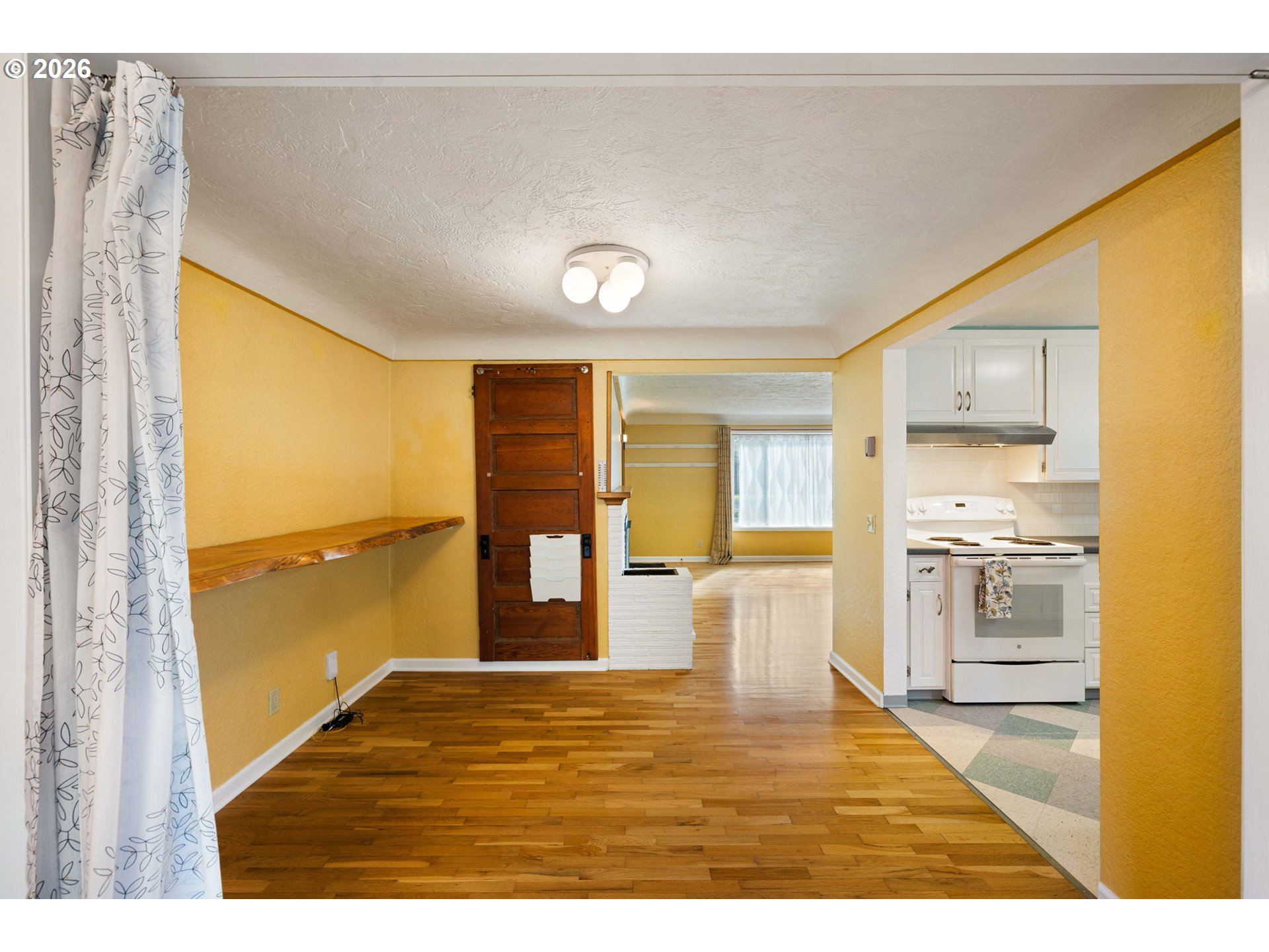 1666 EVERGREEN DR, Eugene, OR, 97404