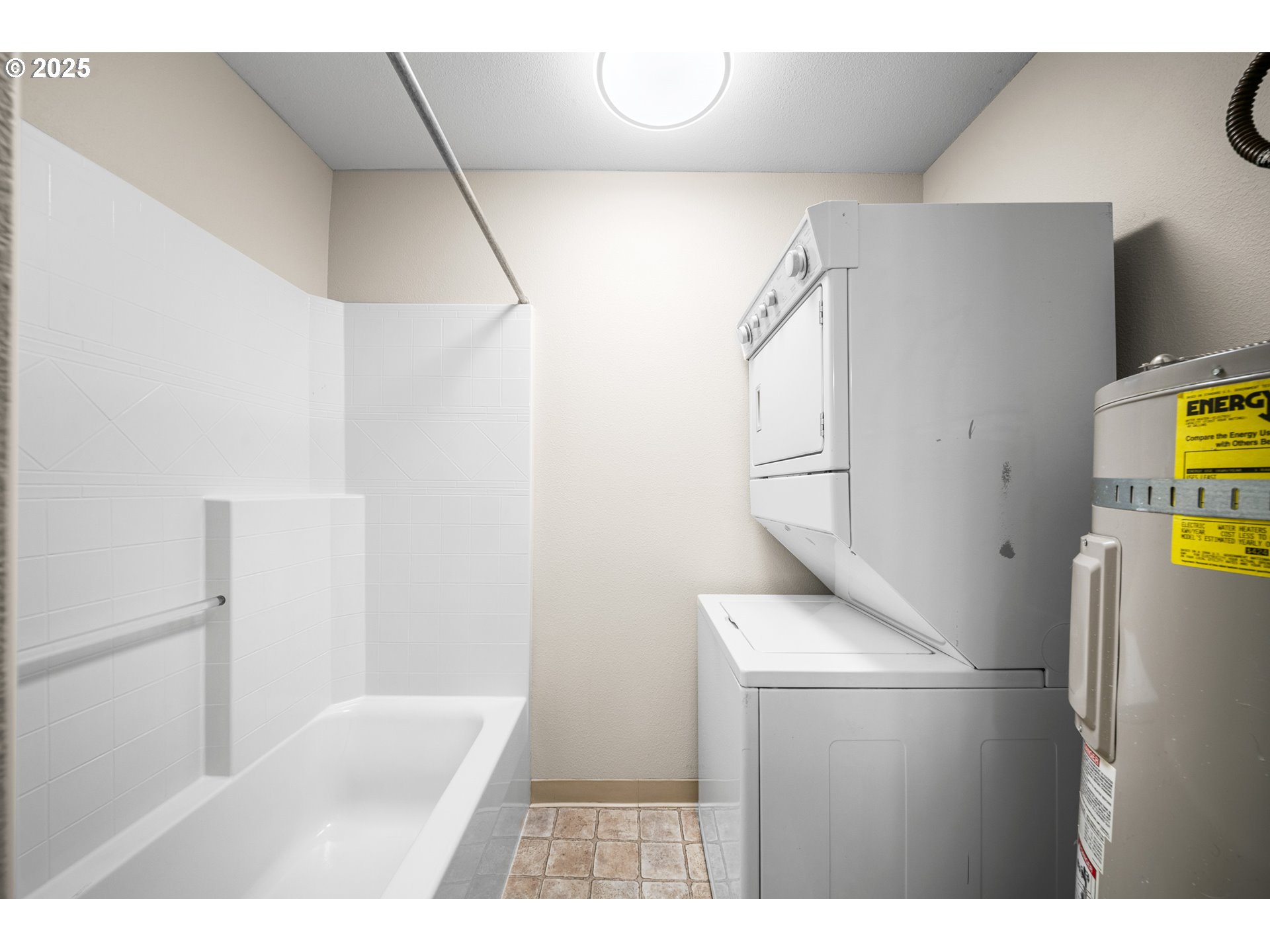 Photo #8: 716768496 Listing: Photo #8