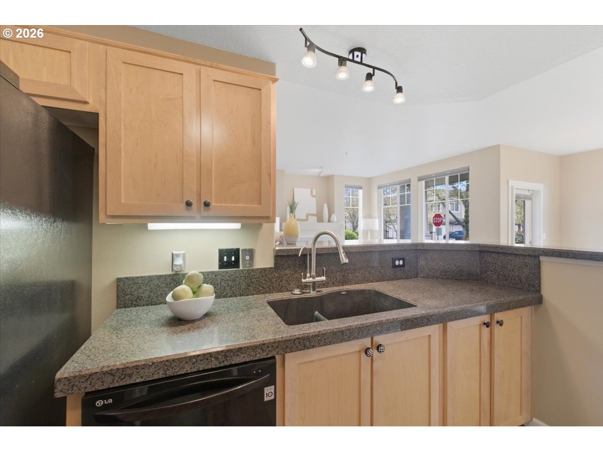 Photo #14: 717358302 Listing: Photo #14