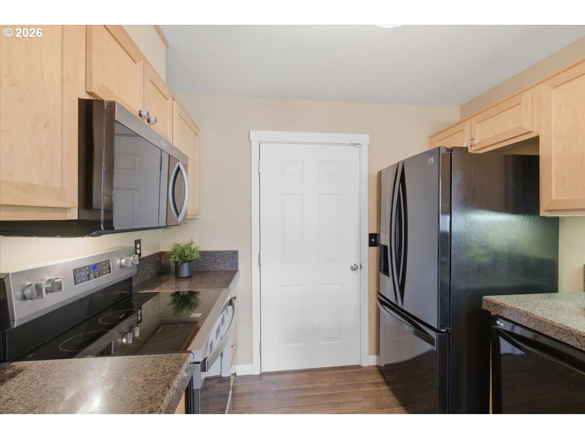 Photo #38: 717358302 Listing: Photo #38