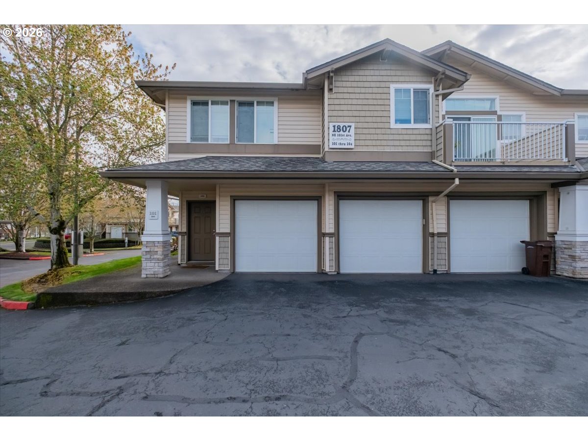 Photo #4: 717358302 Listing: Photo #4