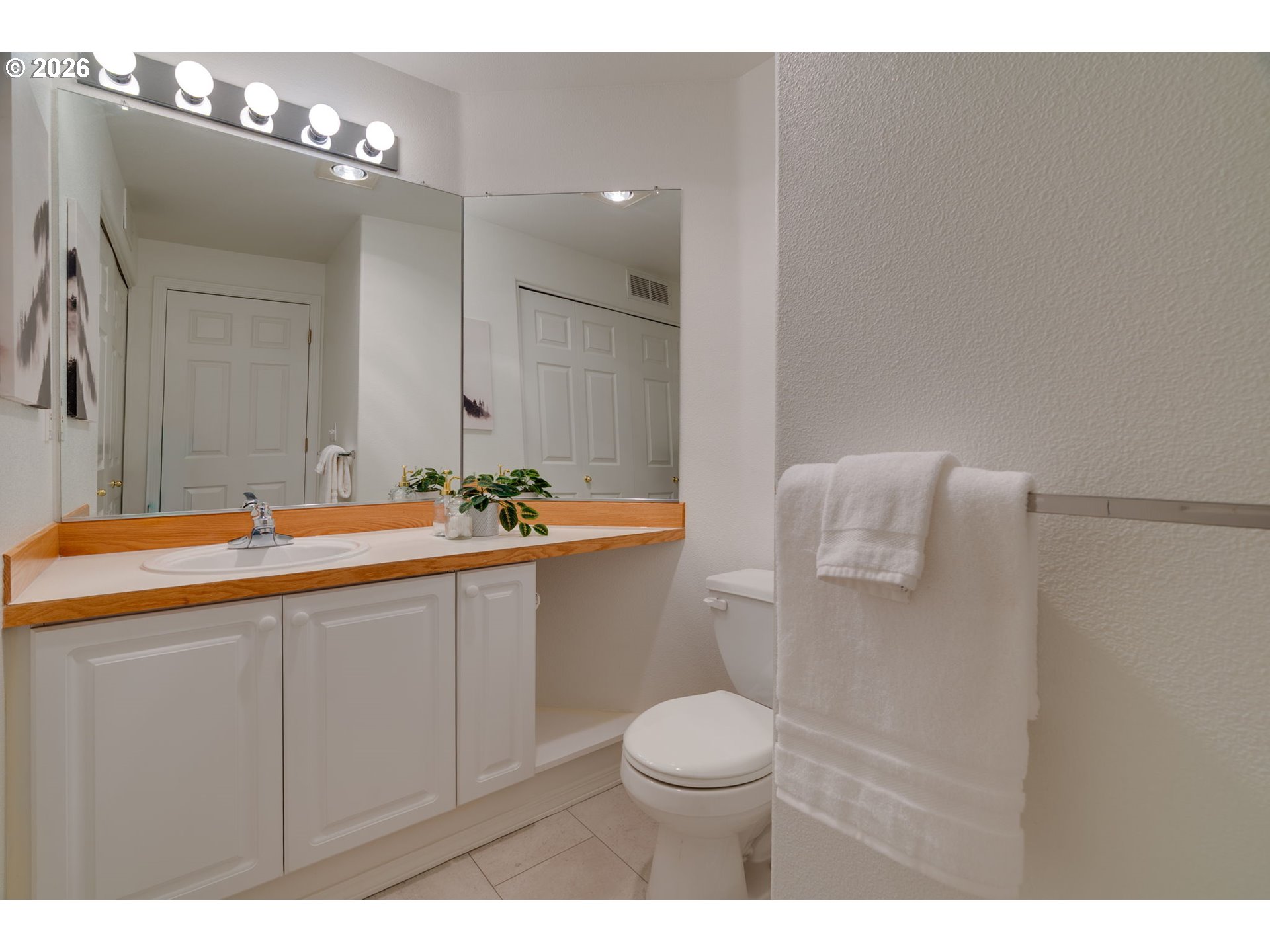 Photo #10: 717675962 Listing: Photo #10