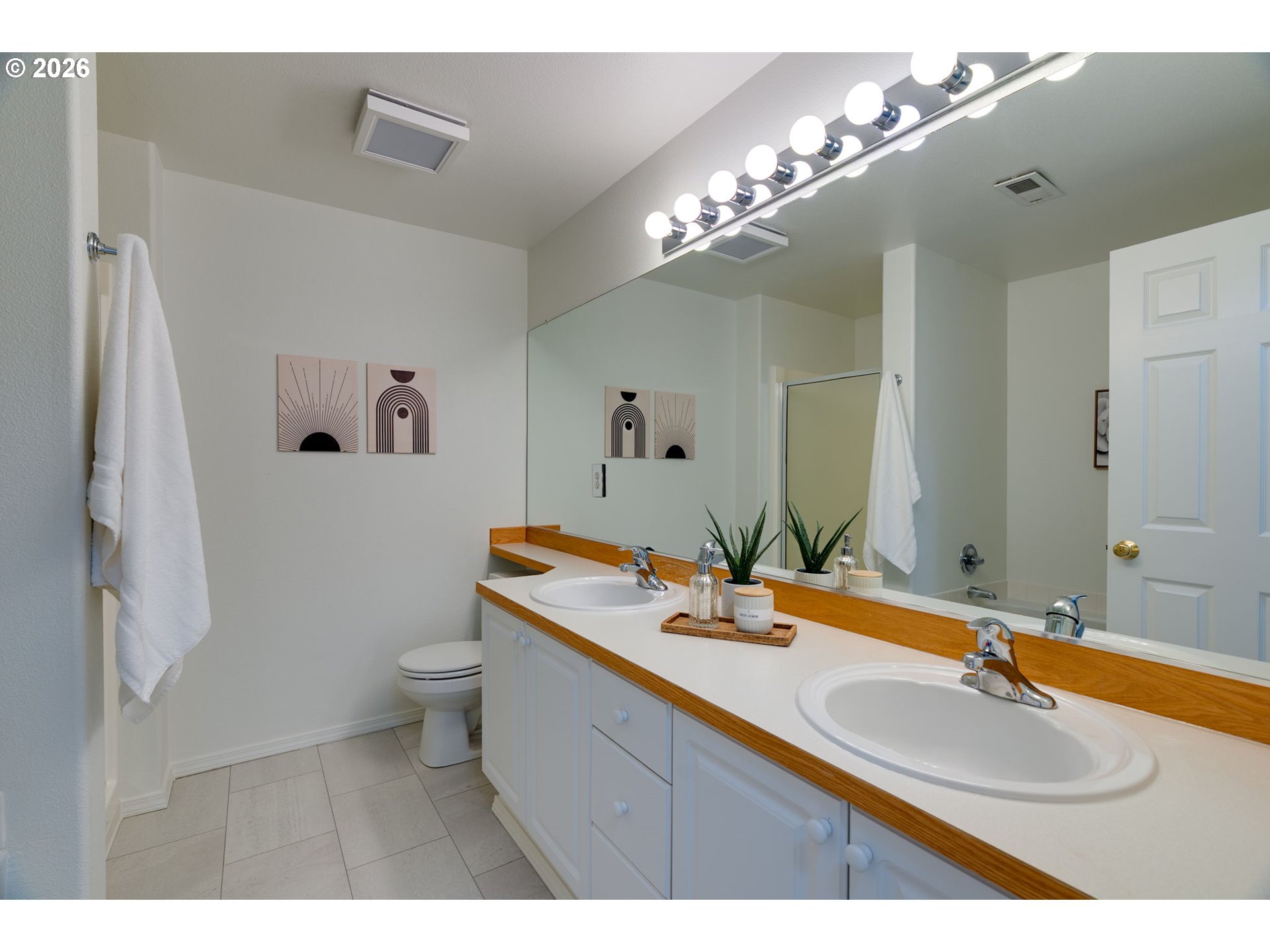 Photo #19: 717675962 Listing: Photo #19