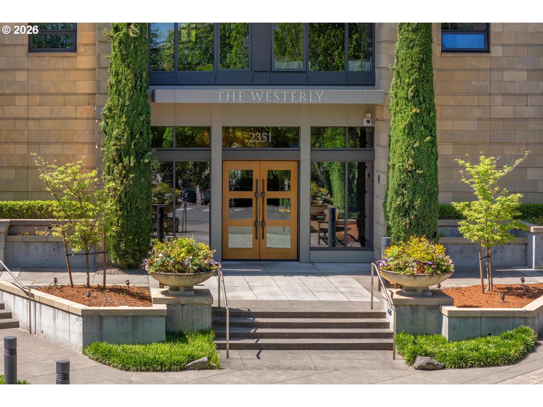 Photo #2: 717751685 Listing: Photo #2