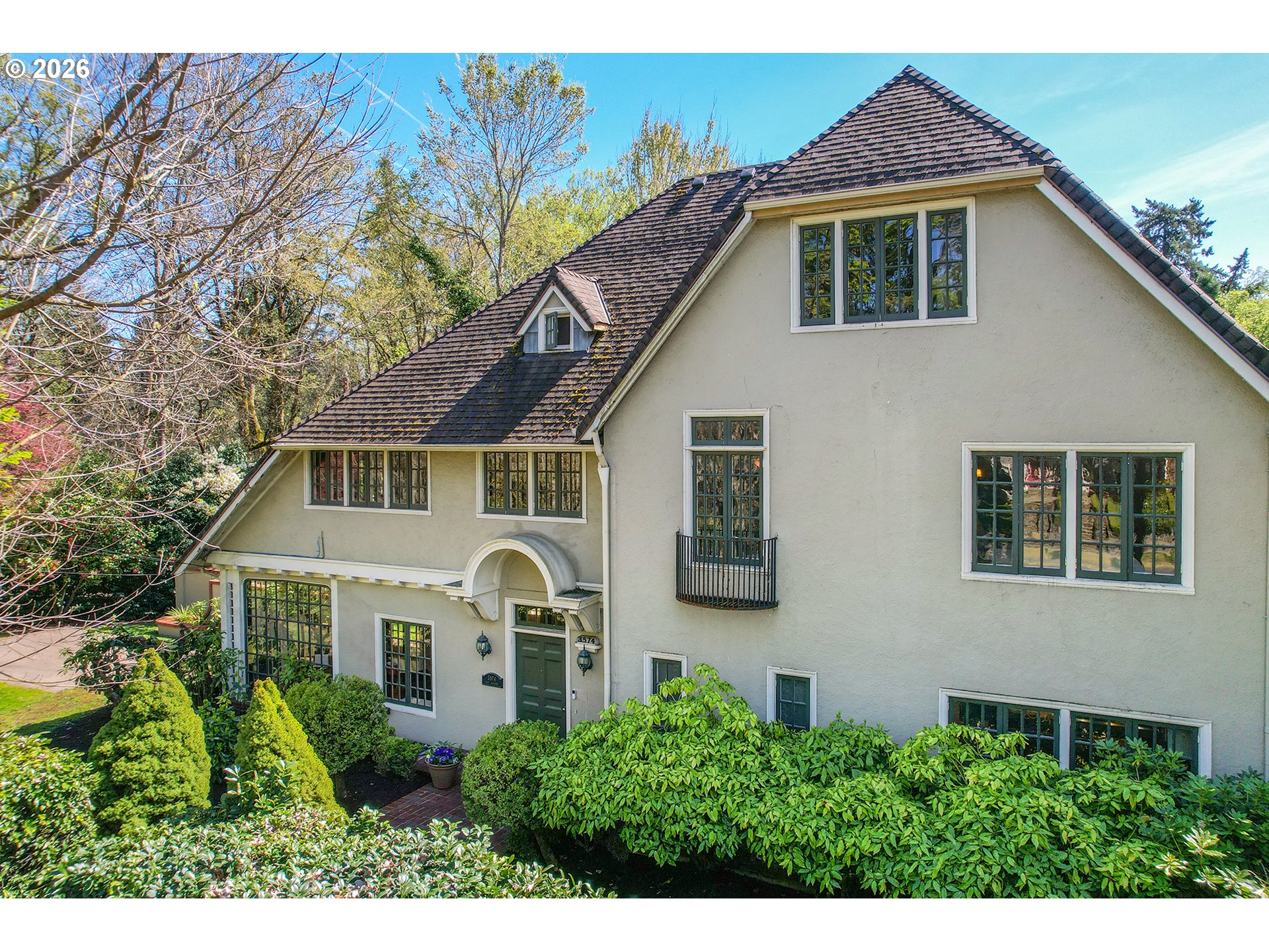 3574 E BURNSIDE ST, Portland, OR, 97214