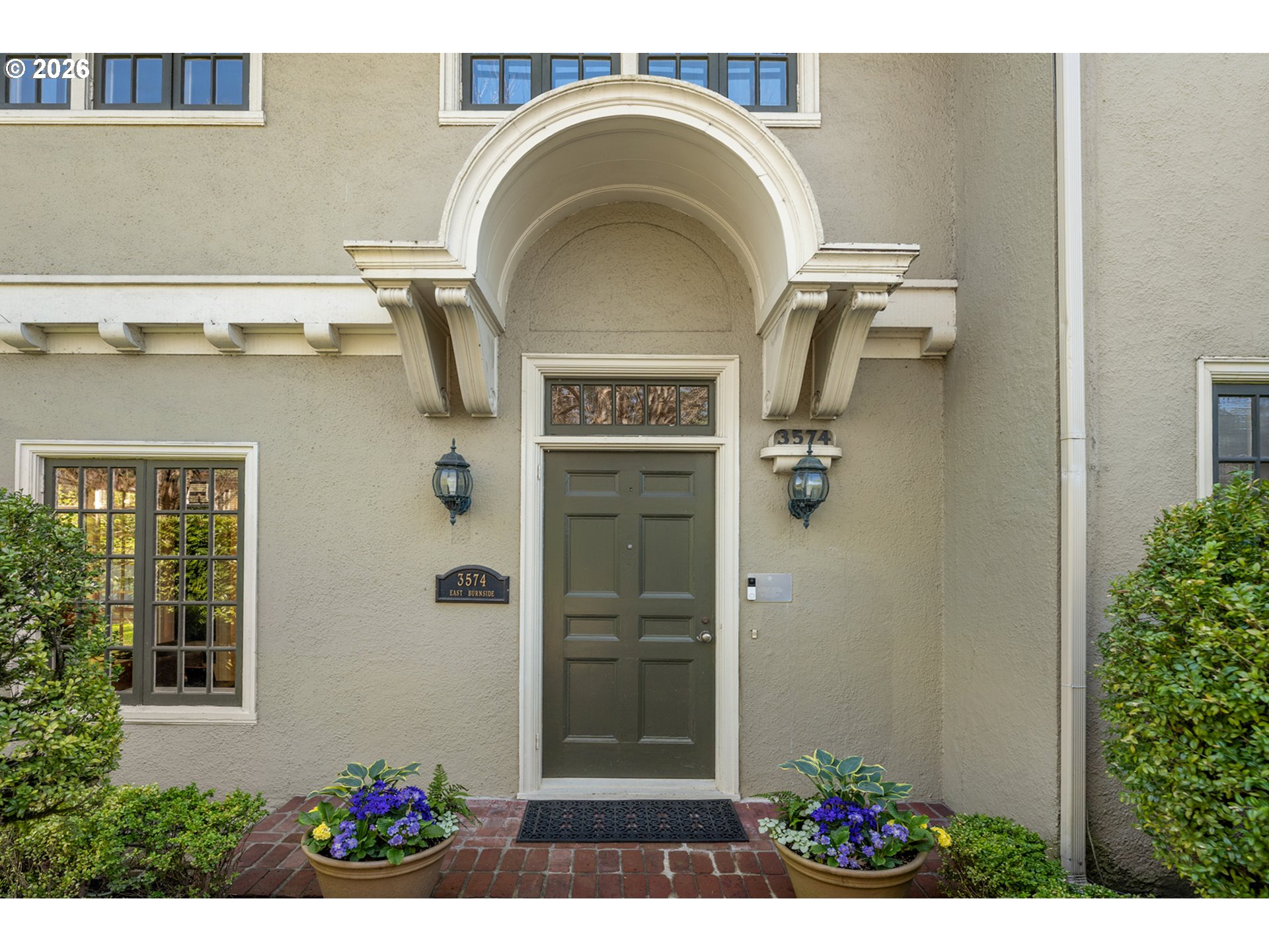 3574 E BURNSIDE ST, Portland, OR, 97214