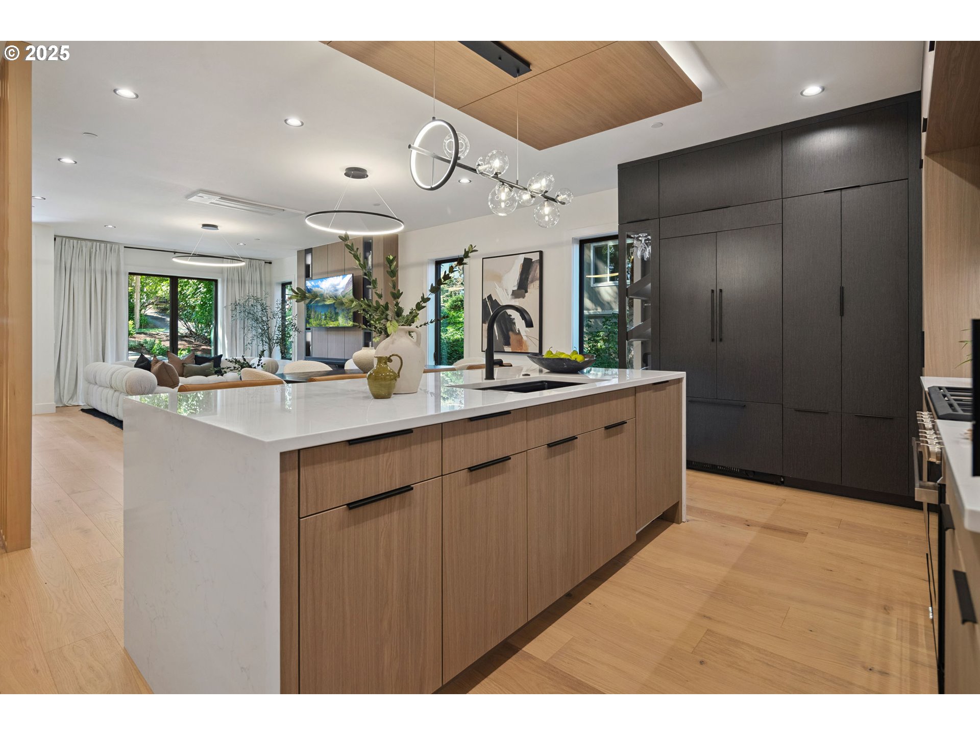 Photo #19: 718648415 Listing: Photo #19