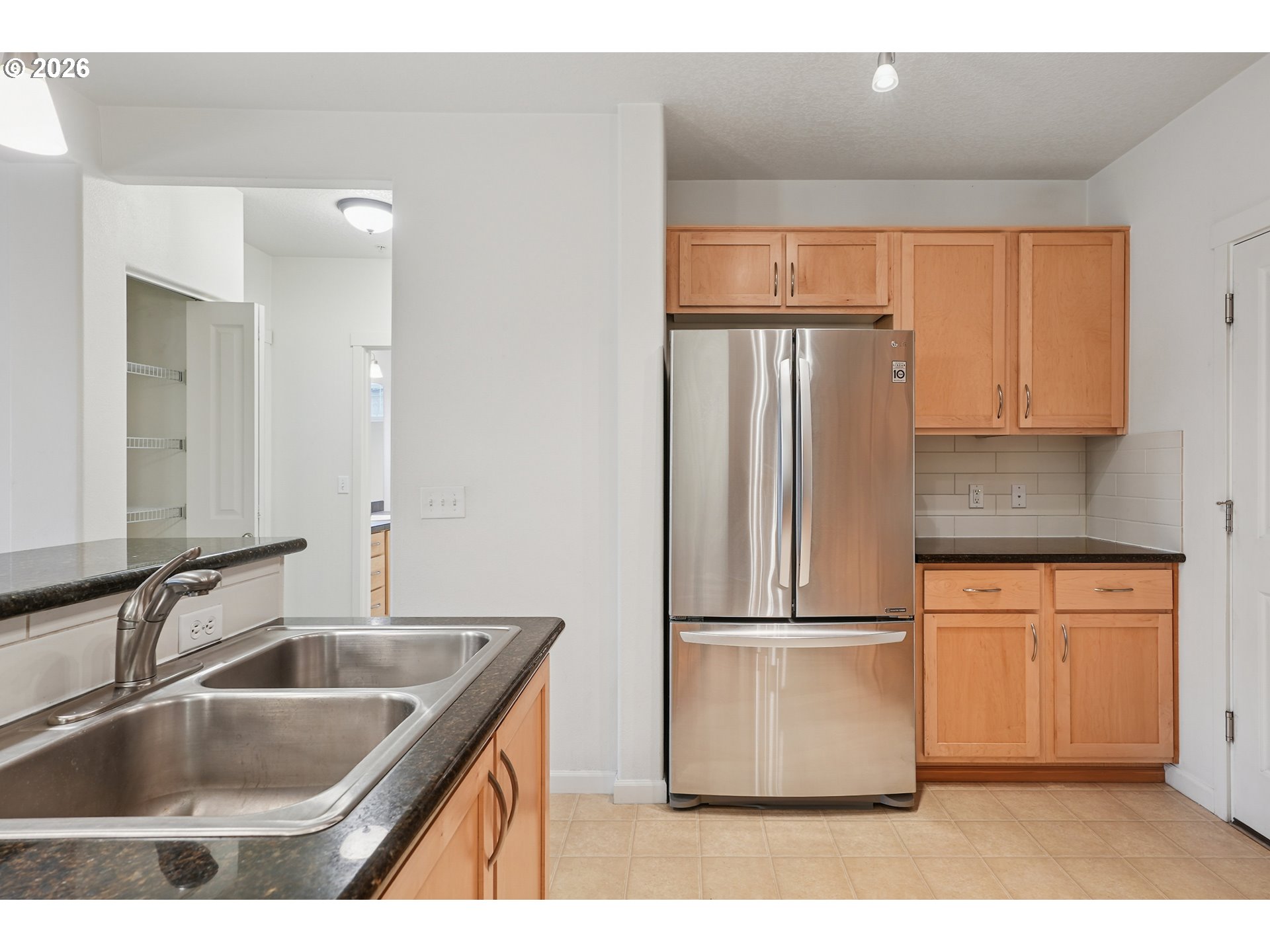 Photo #33: 718865627 Listing: Photo #33