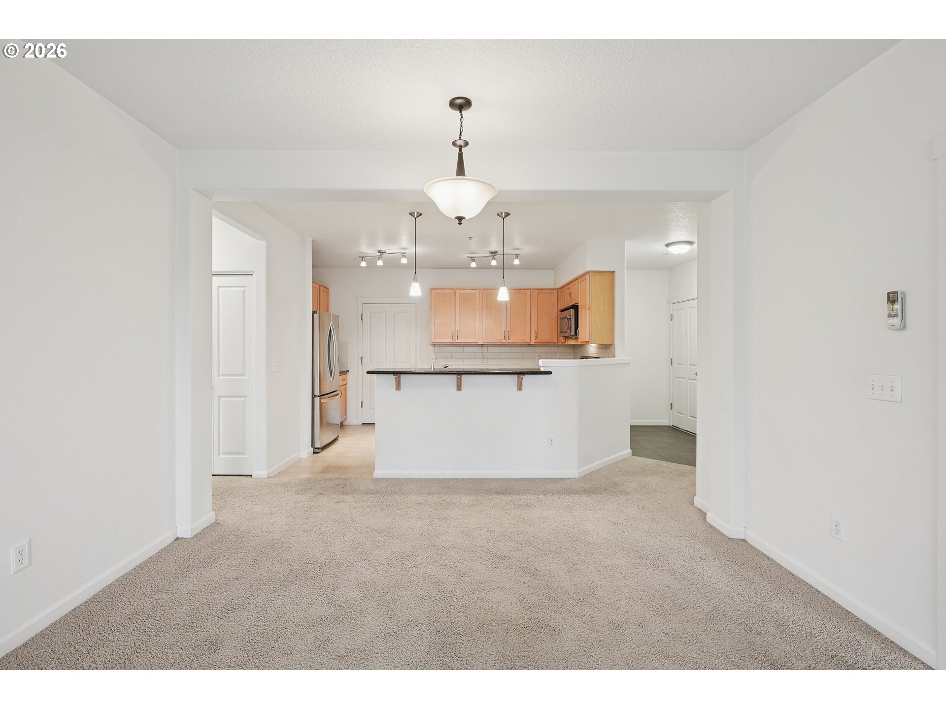 Photo #8: 718865627 Listing: Photo #8