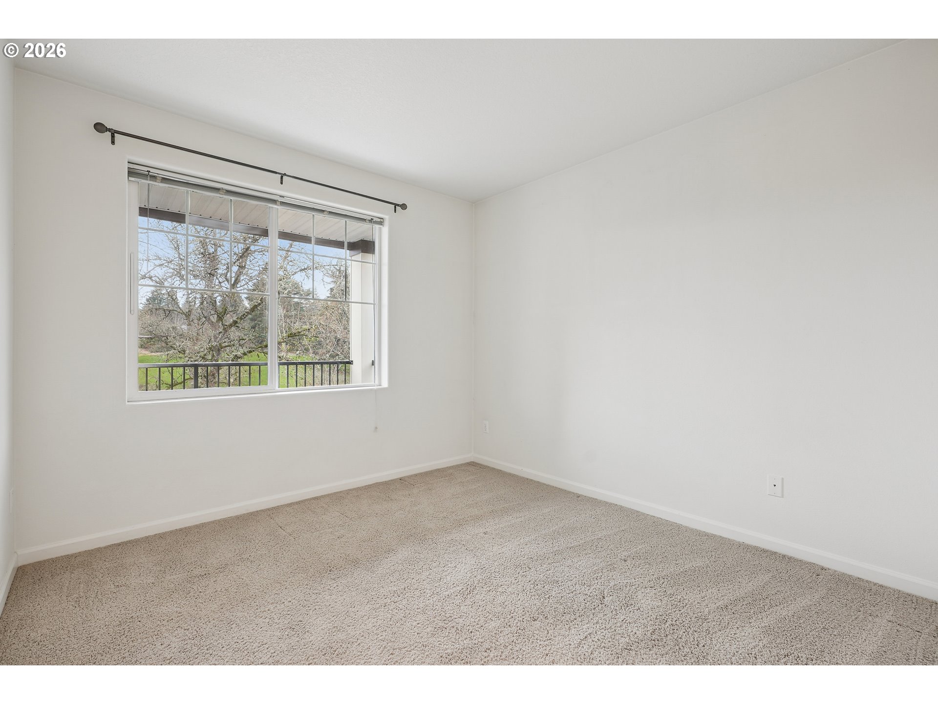 Photo #17: 718865627 Listing: Photo #17