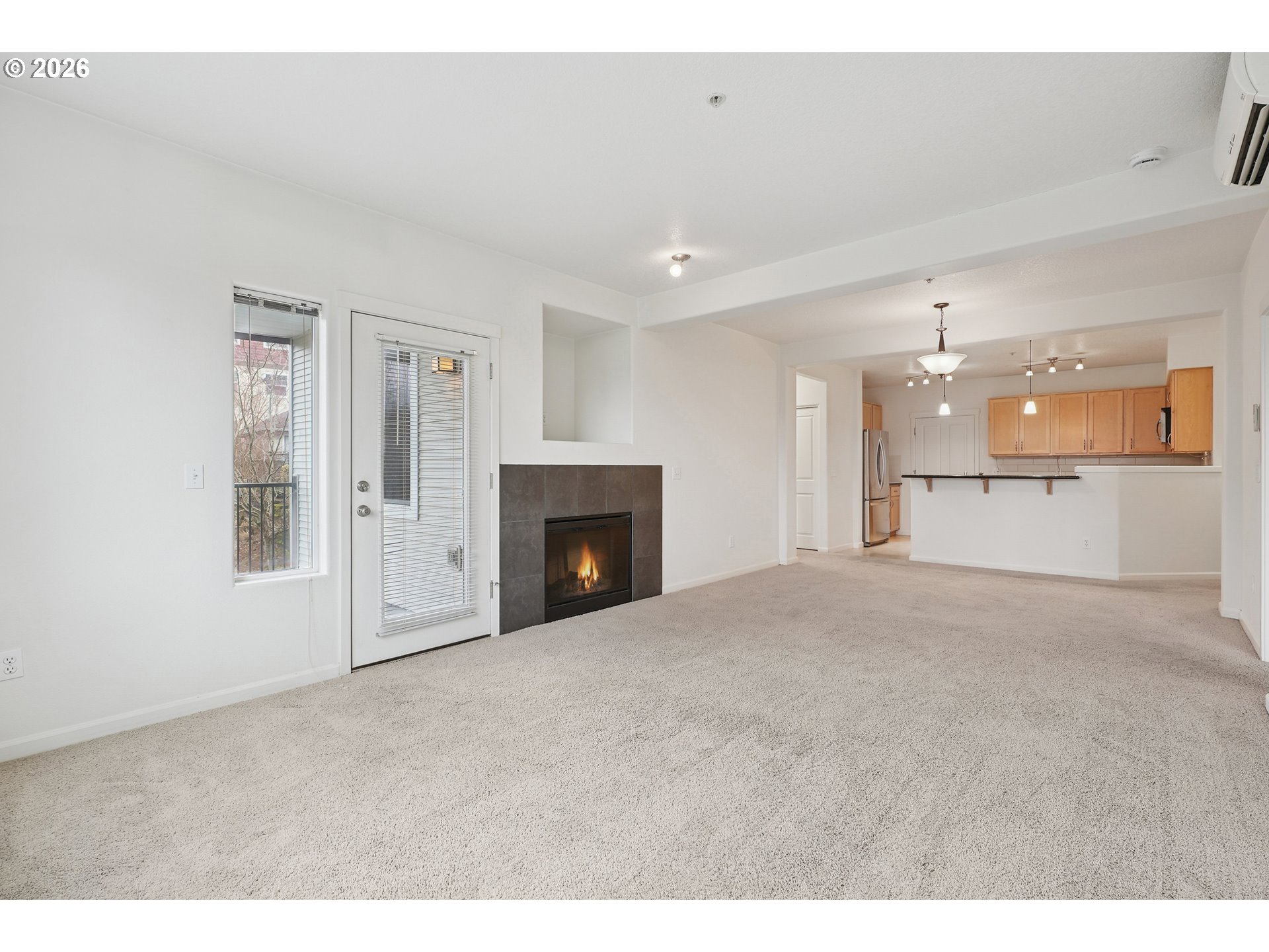 Photo #7: 718865627 Listing: Photo #7