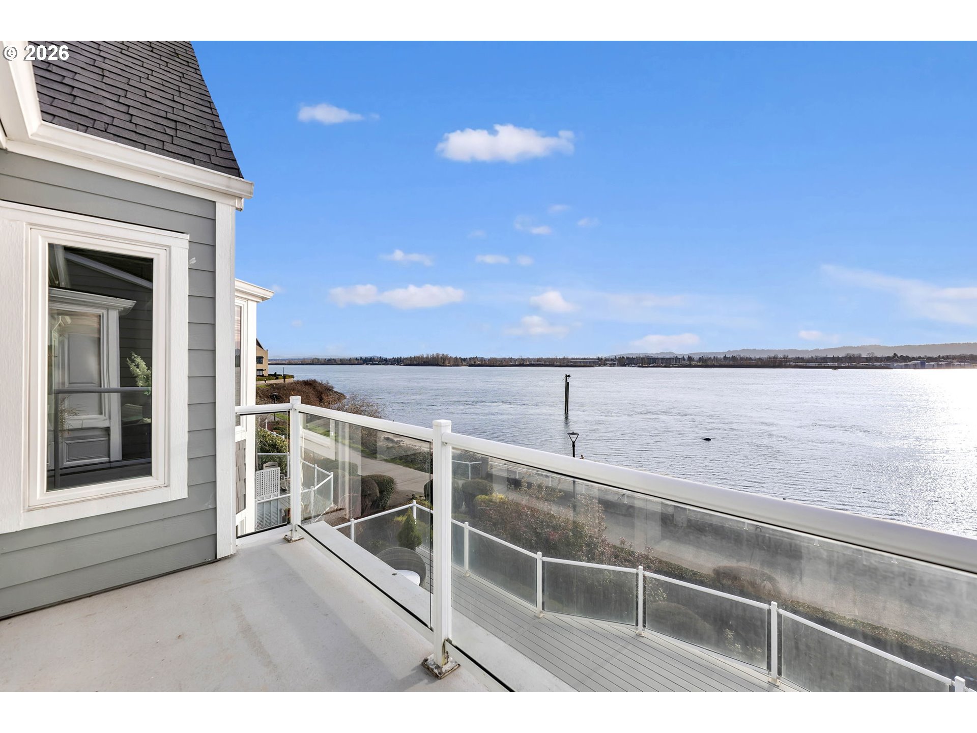 1463 SE COLUMBIA WAY, Vancouver, 3 Bedrooms Bedrooms, ,3.1 BathroomsBathrooms,Residential,For Sale,COLUMBIA,0,718948888