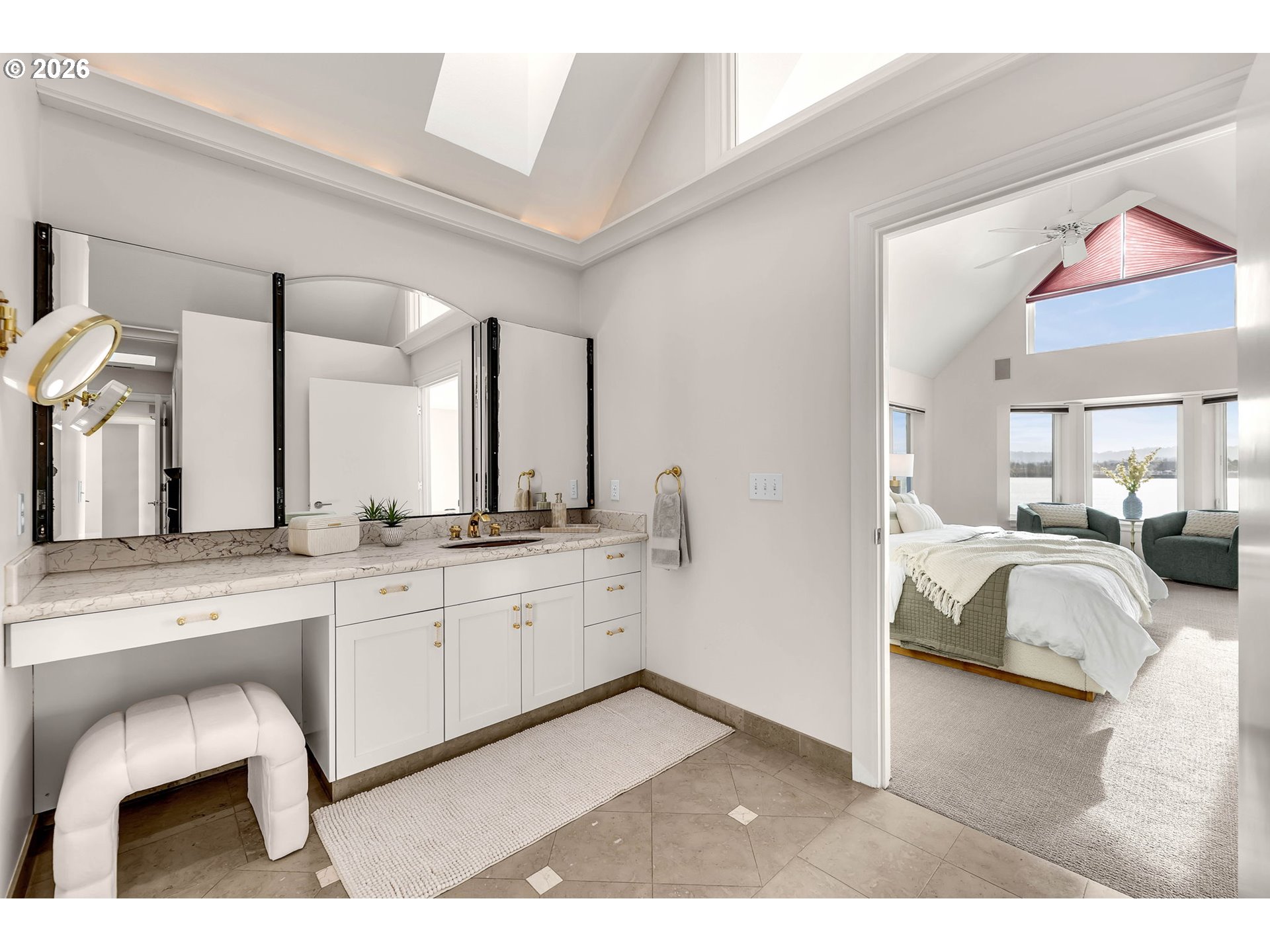 1463 SE COLUMBIA WAY, Vancouver, 3 Bedrooms Bedrooms, ,3.1 BathroomsBathrooms,Residential,For Sale,COLUMBIA,0,718948888