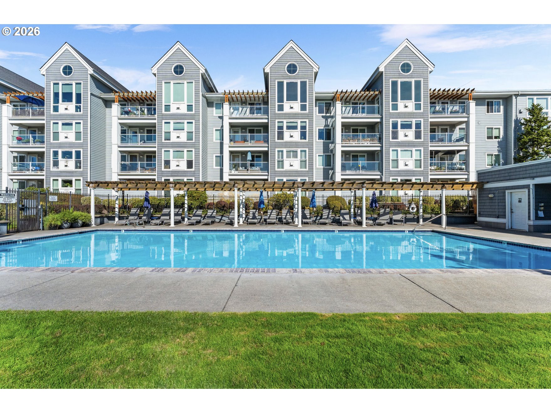 1463 SE COLUMBIA WAY, Vancouver, 3 Bedrooms Bedrooms, ,3.1 BathroomsBathrooms,Residential,For Sale,COLUMBIA,0,718948888