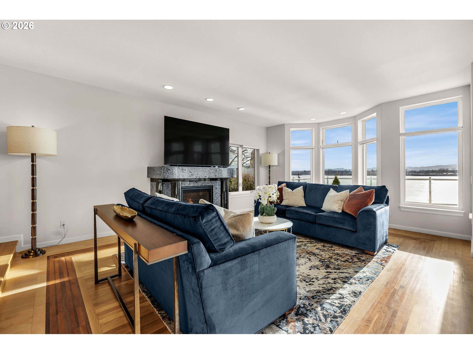 1463 SE COLUMBIA WAY, Vancouver, 3 Bedrooms Bedrooms, ,3.1 BathroomsBathrooms,Residential,For Sale,COLUMBIA,0,718948888