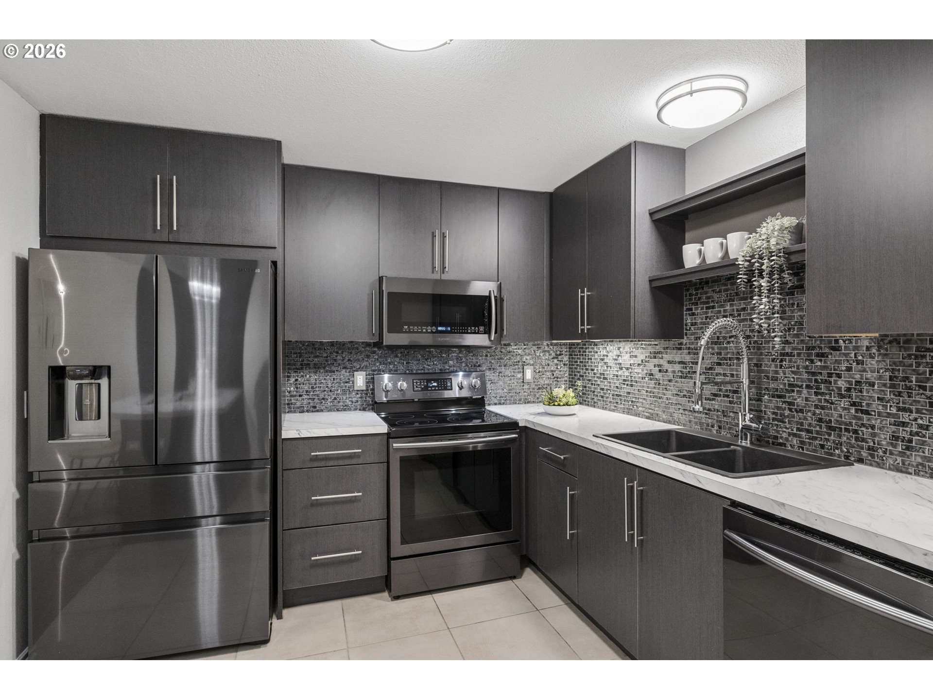 Photo #17: 718986035 Listing: Photo #17