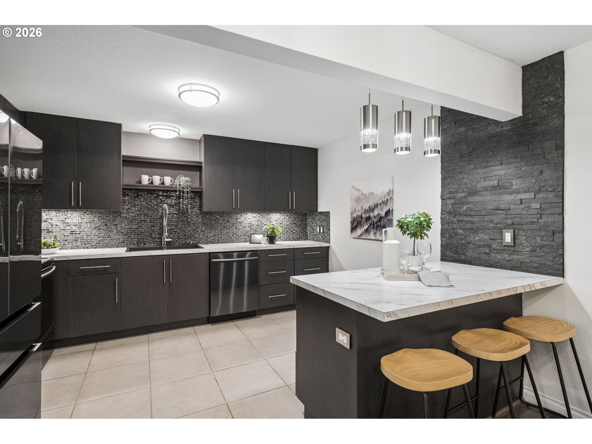 Photo #15: 718986035 Listing: Photo #15