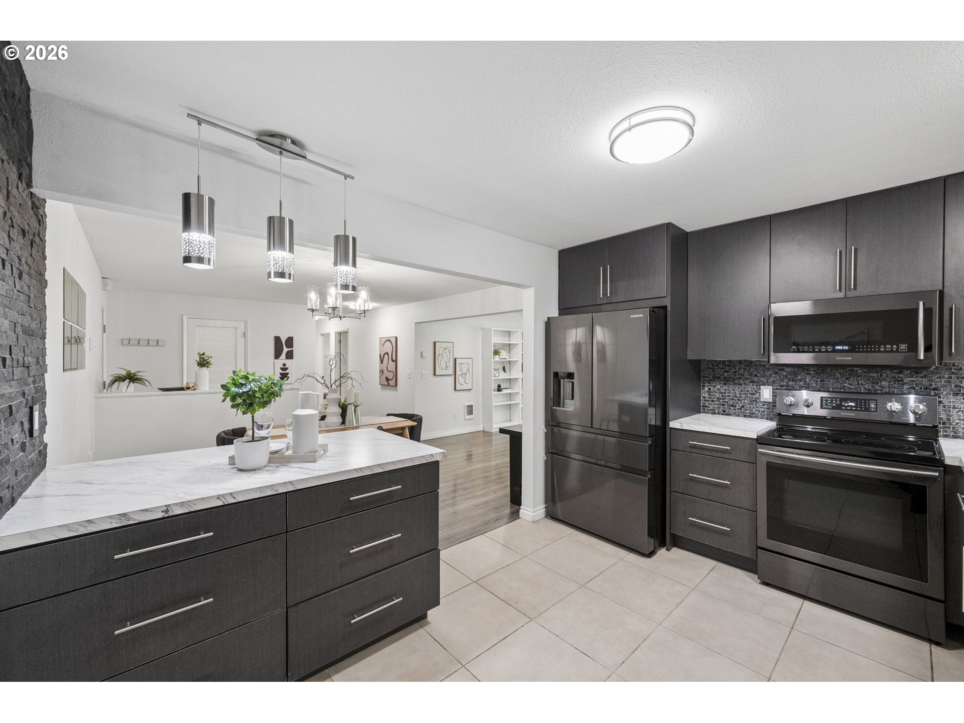 Photo #18: 718986035 Listing: Photo #18