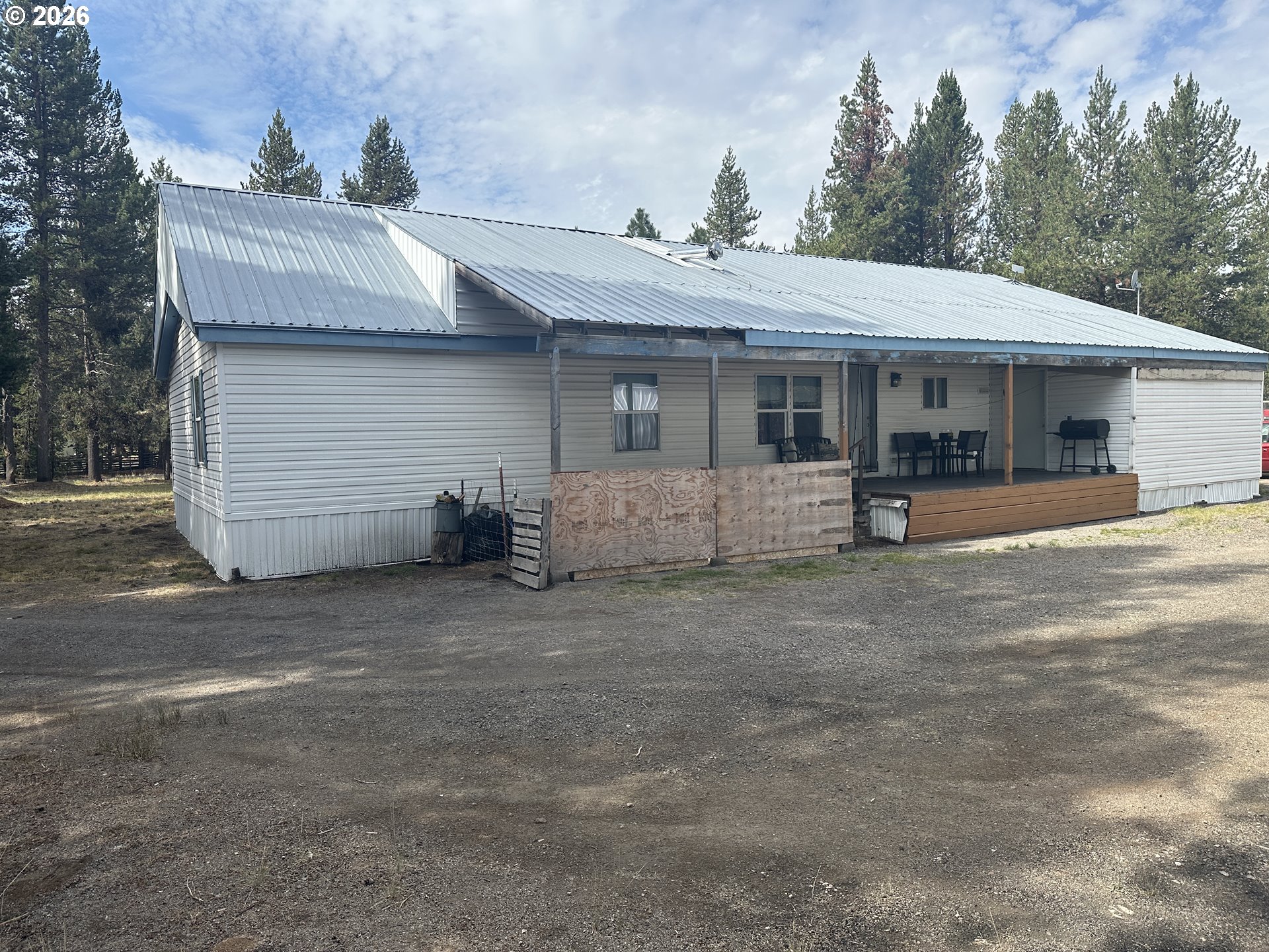 Photo of 425 BENARD LN Chemult OR 97731