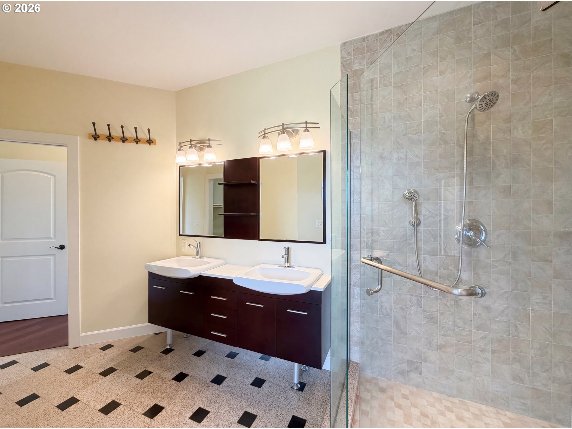 2250 SW HOMER ROSS LOOP, Mc Minnville, OR, 97128