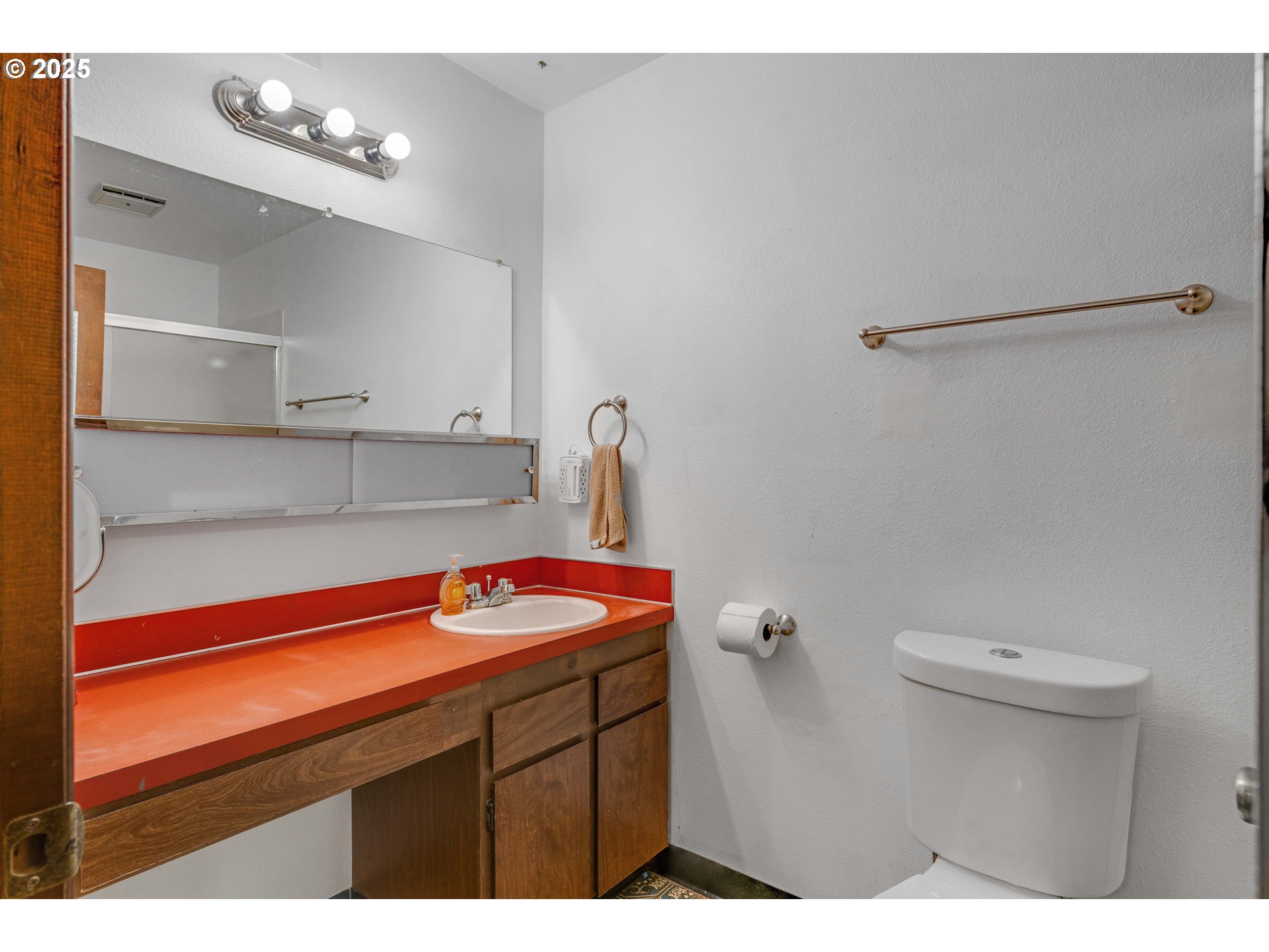 Photo #20: 721370385 Listing: Photo #20