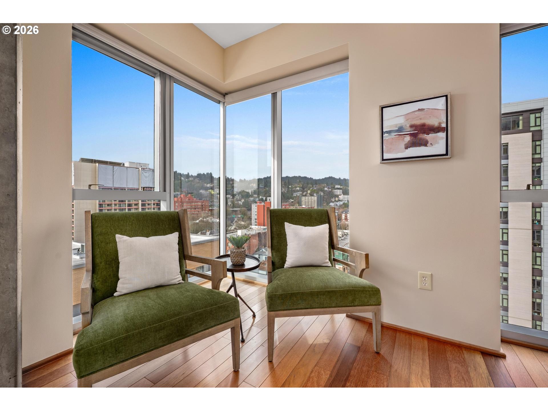 Photo #8: 721586693 Listing: Photo #8