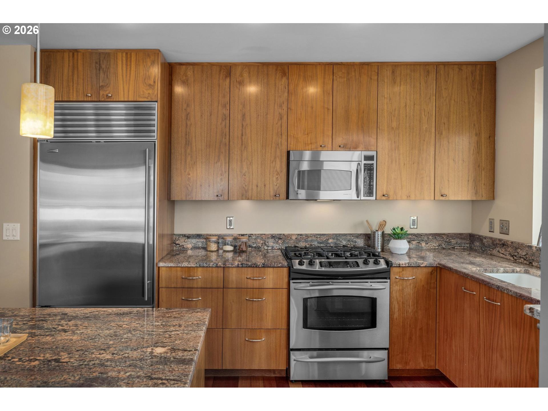 Photo #16: 721586693 Listing: Photo #16