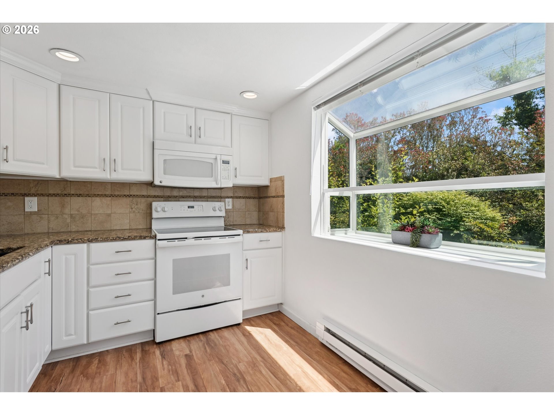 Photo #13: 721620406 Listing: Photo #13