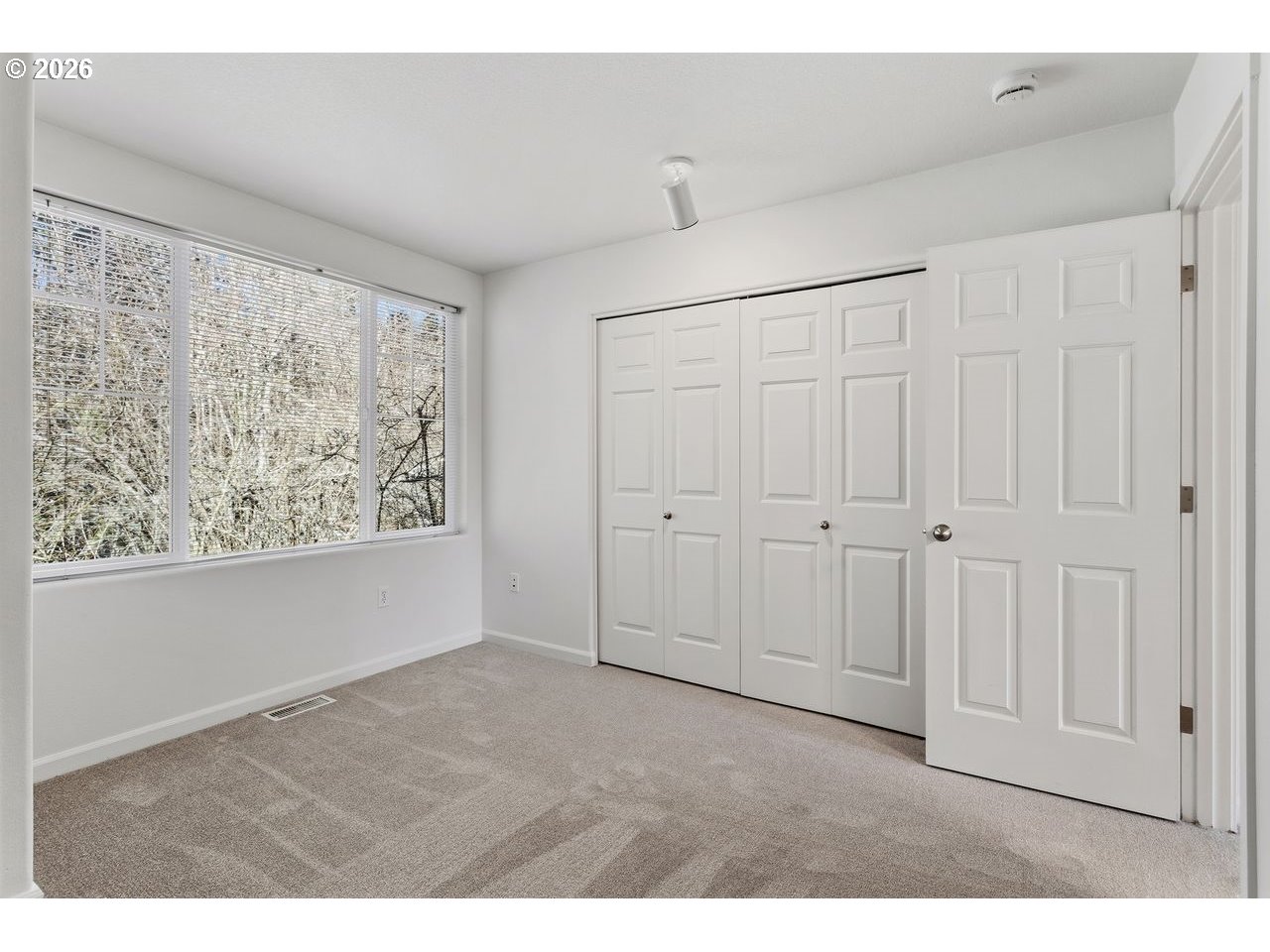 Photo #4: 721837622 Listing: Photo #4