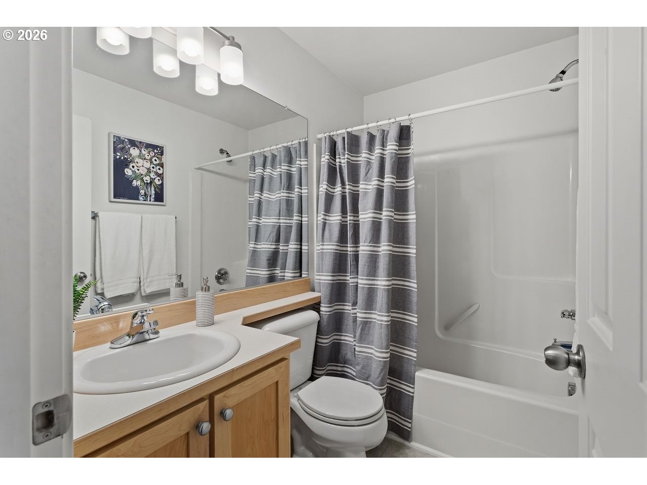 Photo #2: 721837622 Listing: Photo #2