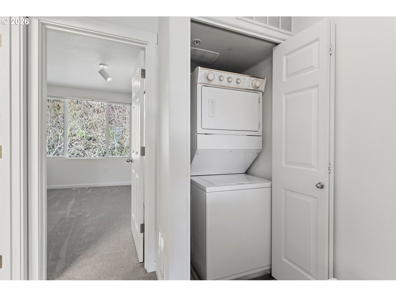 Photo #1: 721837622 Listing: Photo #1