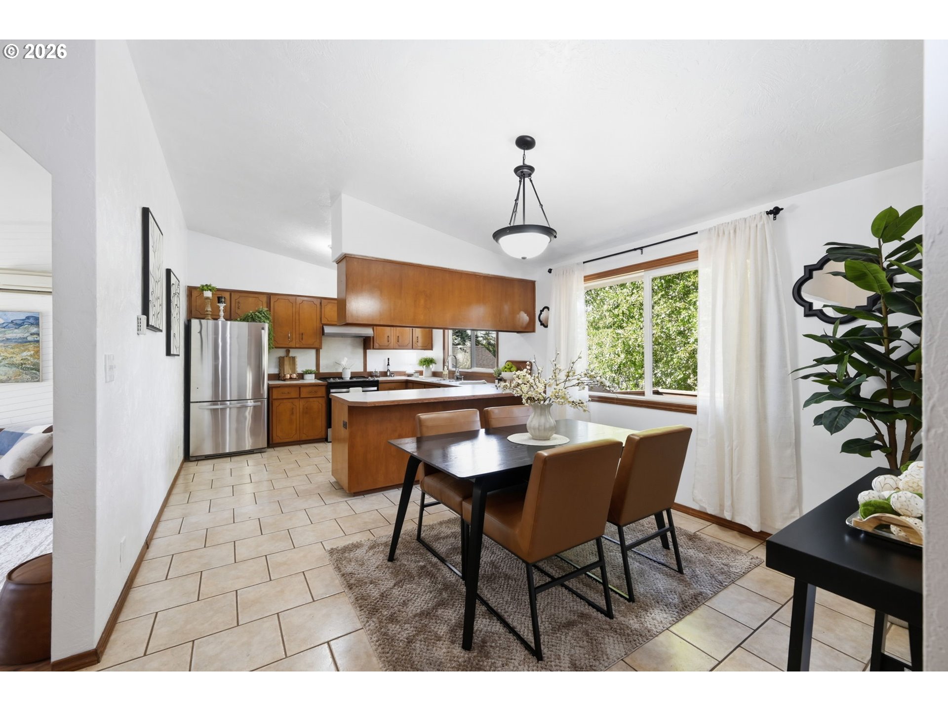 Property photo 11 of 35