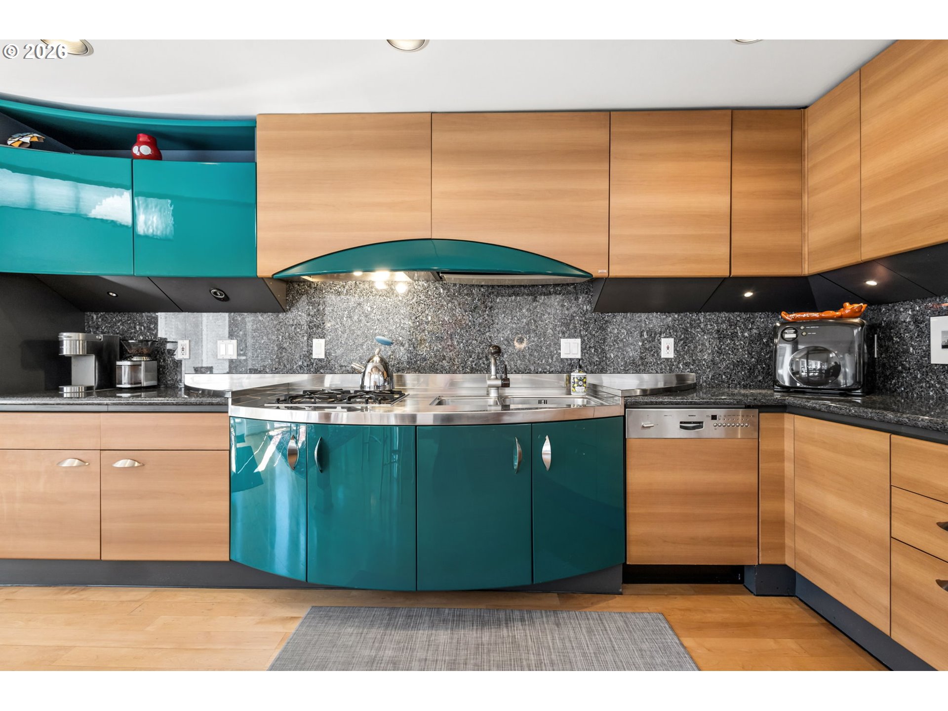 Photo #21: 722472742 Listing: Photo #21