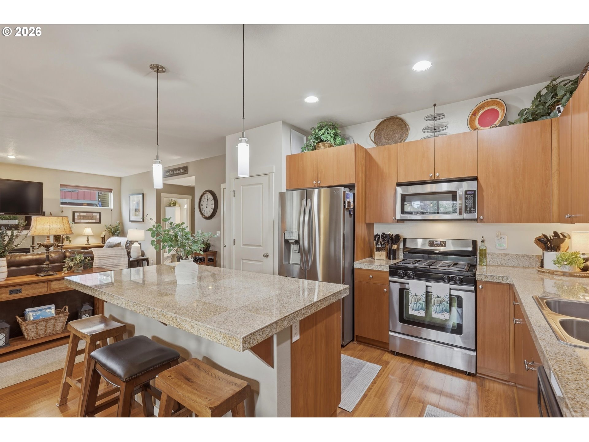 Photo #11: 722696687 Listing: Photo #11