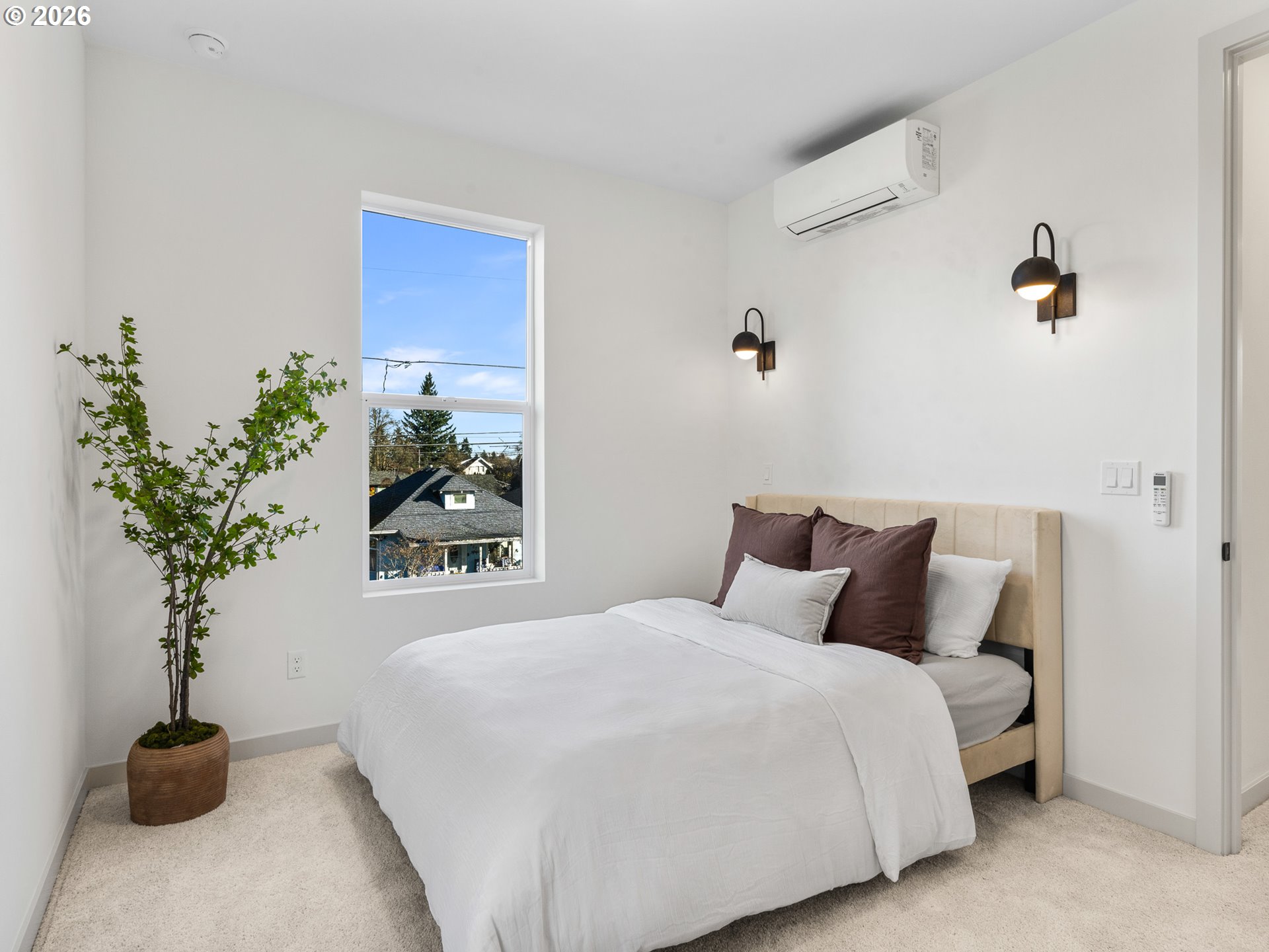 7466 SE Tolman ST, Portland, OR, 97206