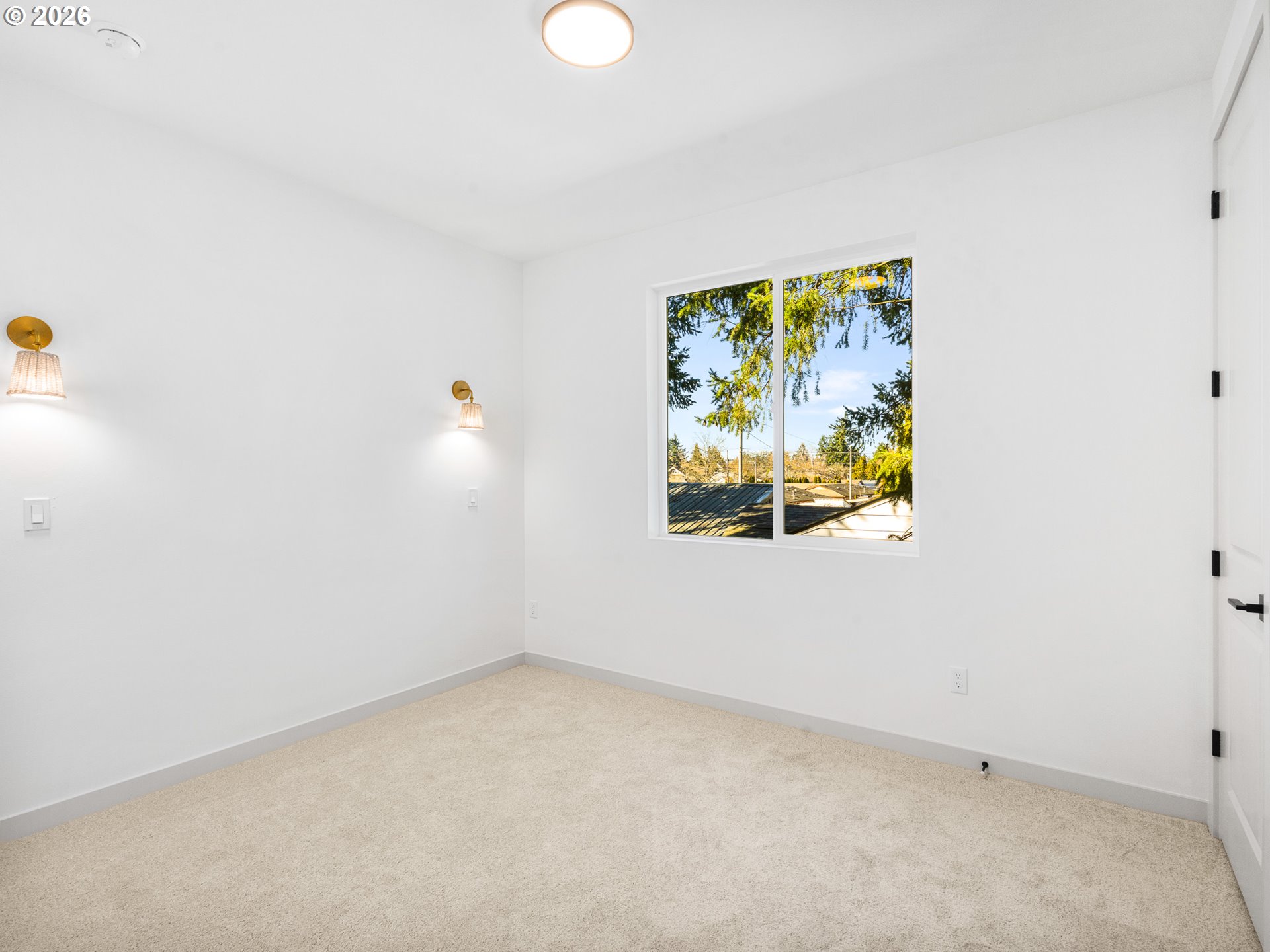 7466 SE Tolman ST, Portland, OR, 97206