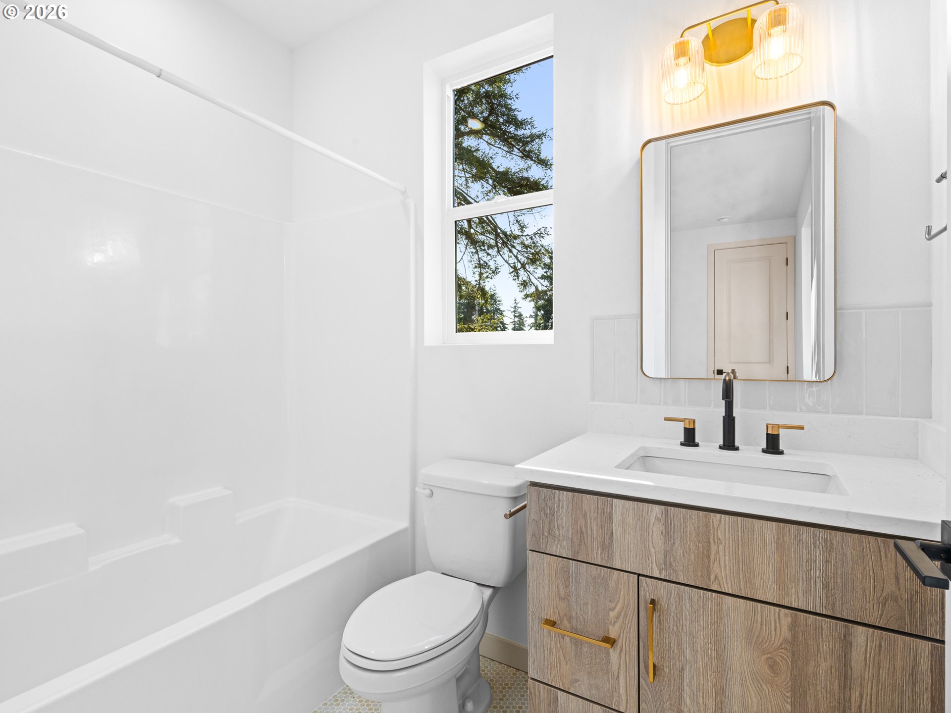 7466 SE Tolman ST, Portland, OR, 97206