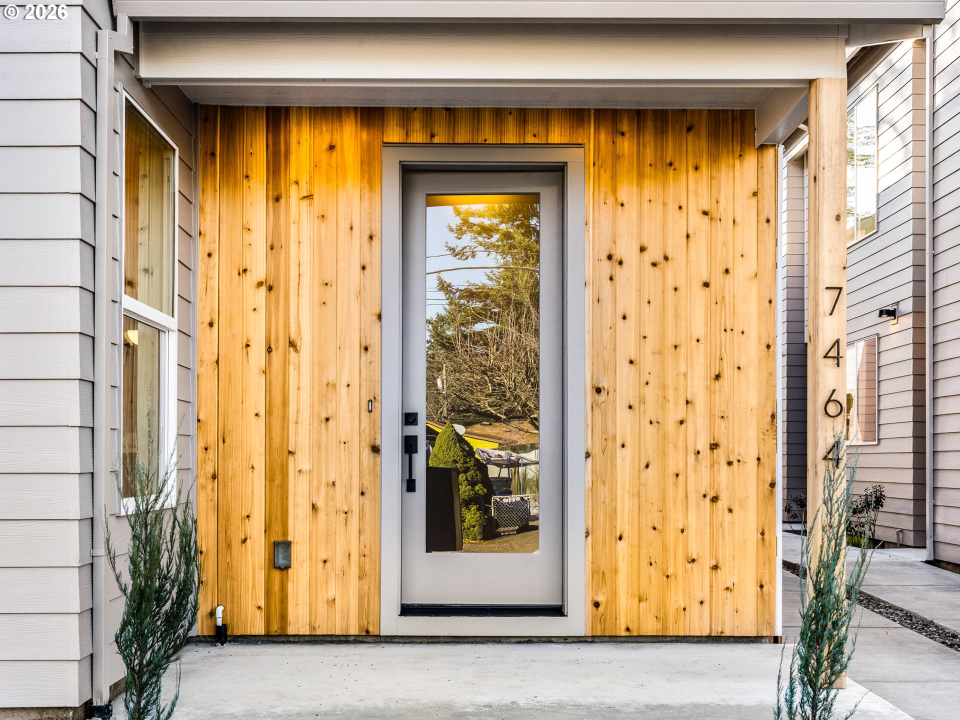 7466 SE Tolman ST, Portland, OR, 97206