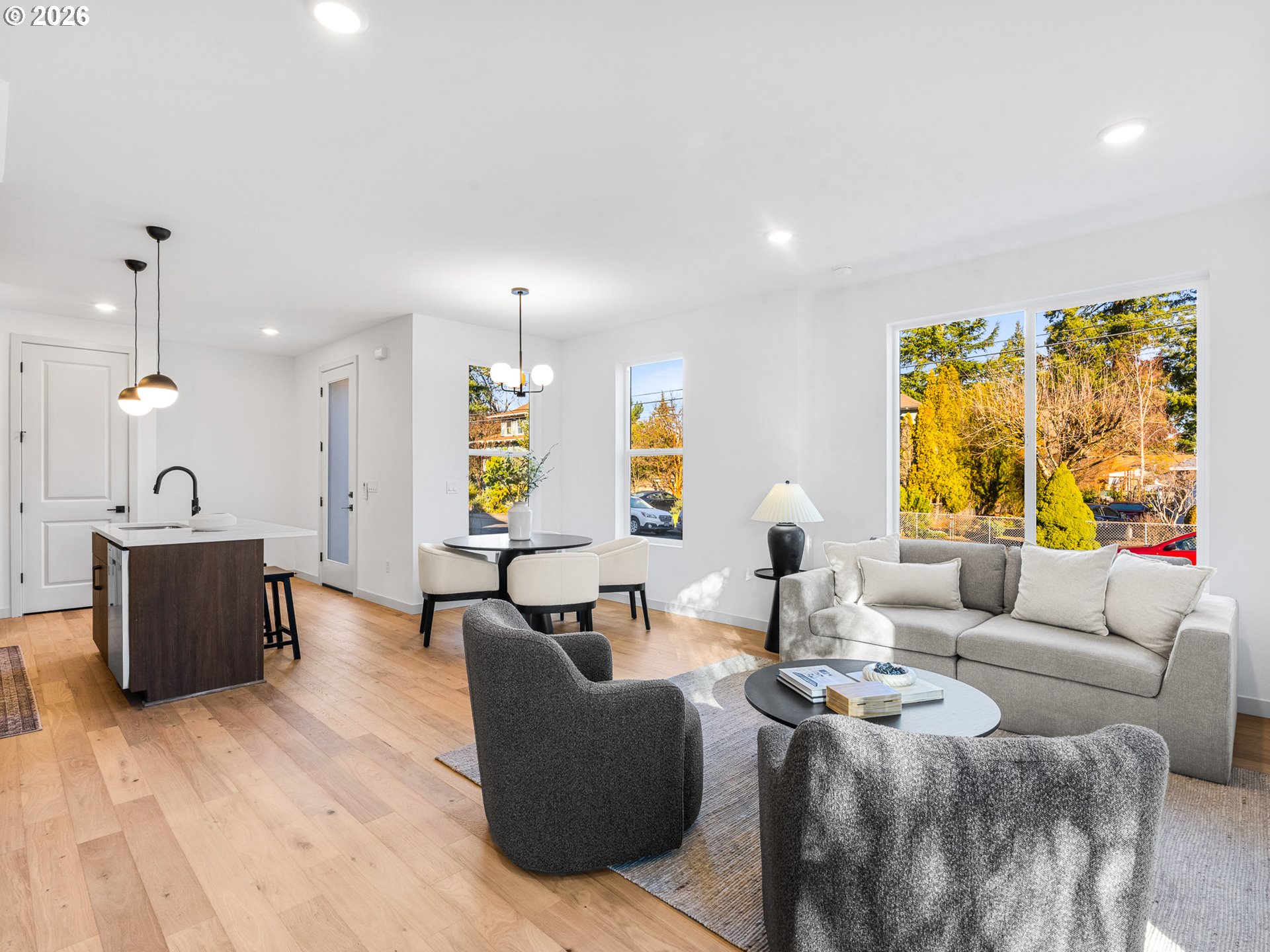 7466 SE Tolman ST, Portland, OR, 97206